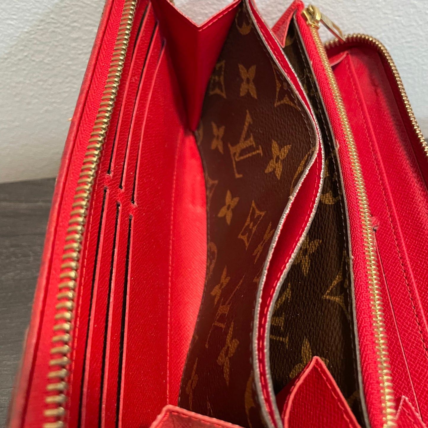 SOLD! Louis Vuitton Monogram Cerise Retiro Zippy Wallet