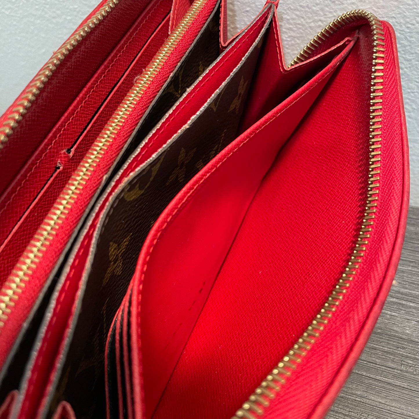 SOLD! Louis Vuitton Monogram Cerise Retiro Zippy Wallet