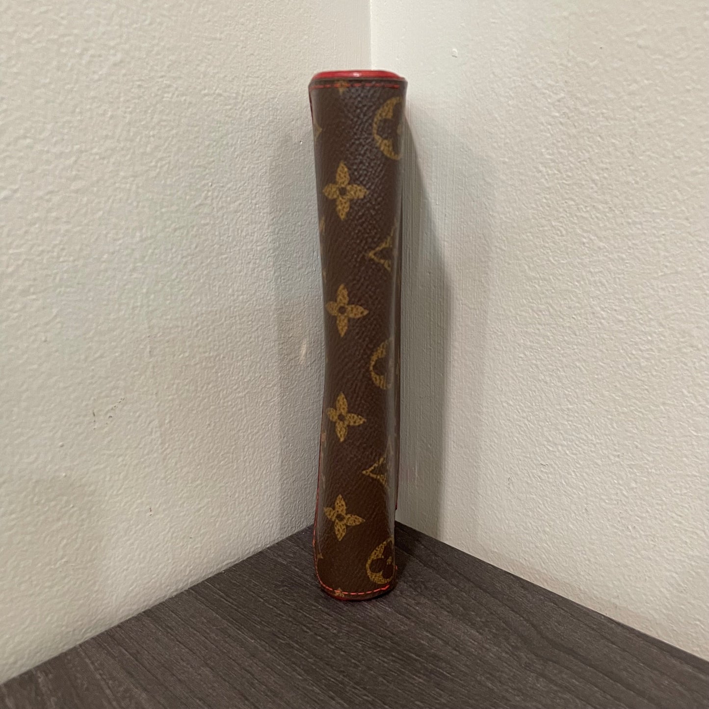 July-9 BAG DROP (Subscriber Price $150) Louis Vuitton Monogram Sarah Retiro Wallet