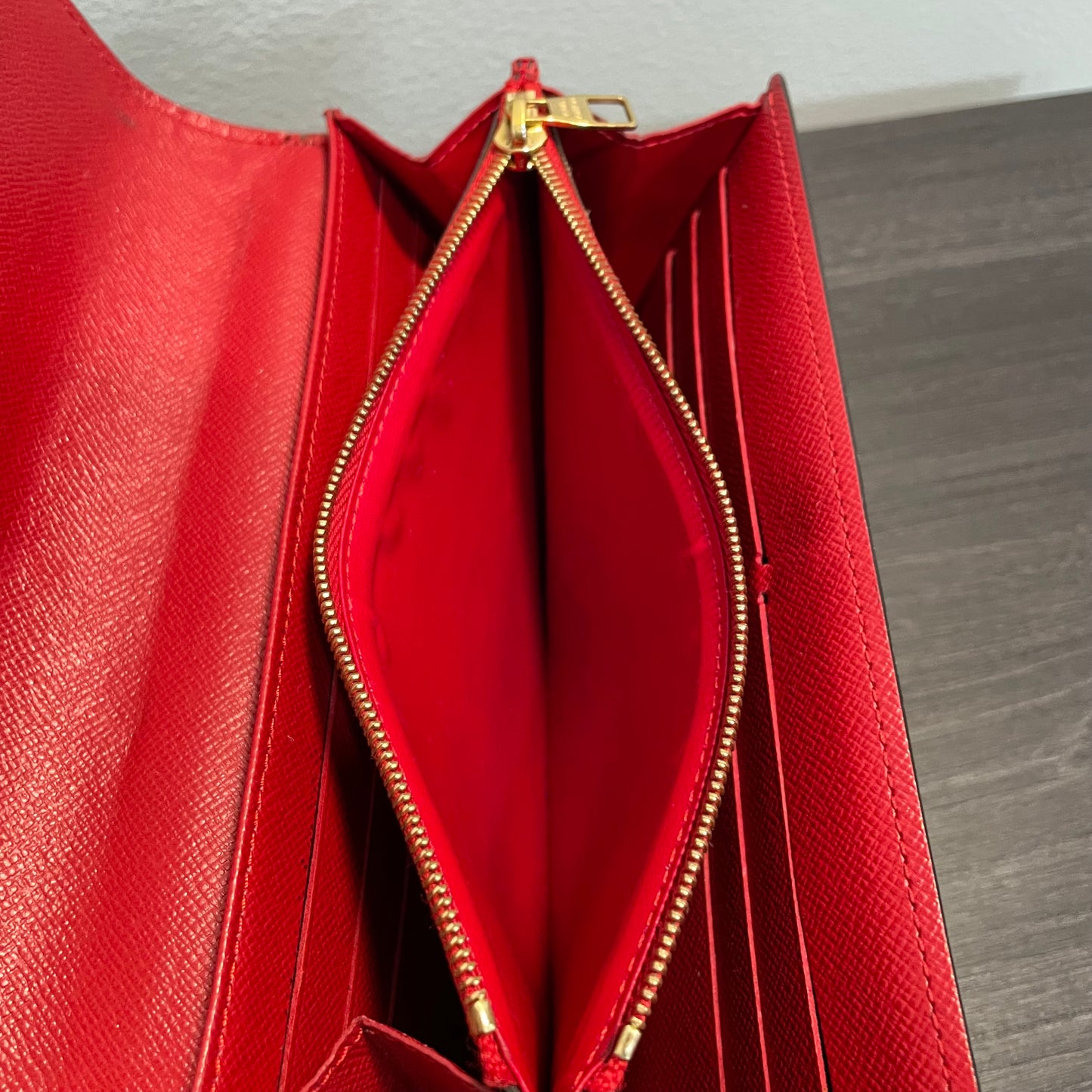 July-9 BAG DROP (Subscriber Price $150) Louis Vuitton Monogram Sarah Retiro Wallet