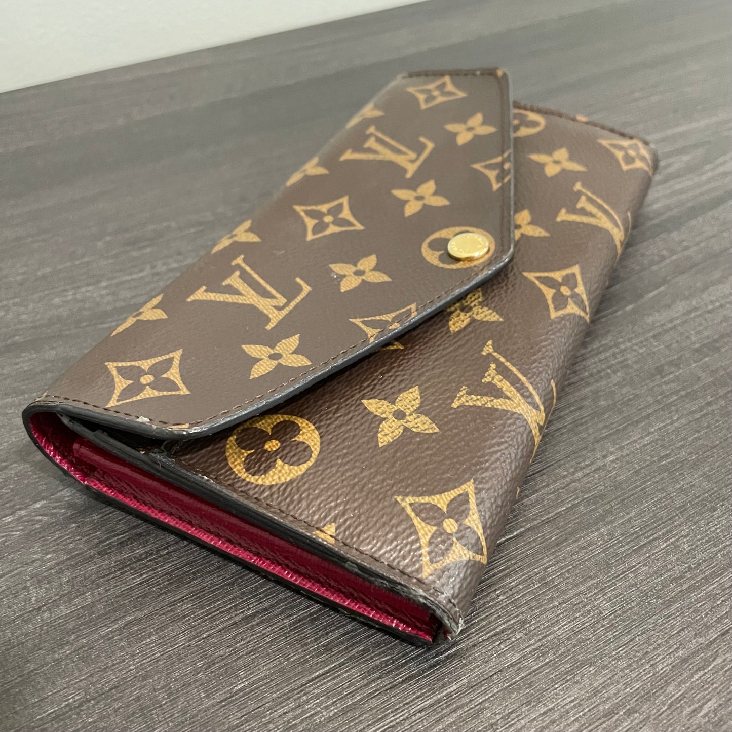 July-9 BAG DROP (Subscriber Price $150) Louis Vuitton Monogram Sarah Fuchsia Wallet