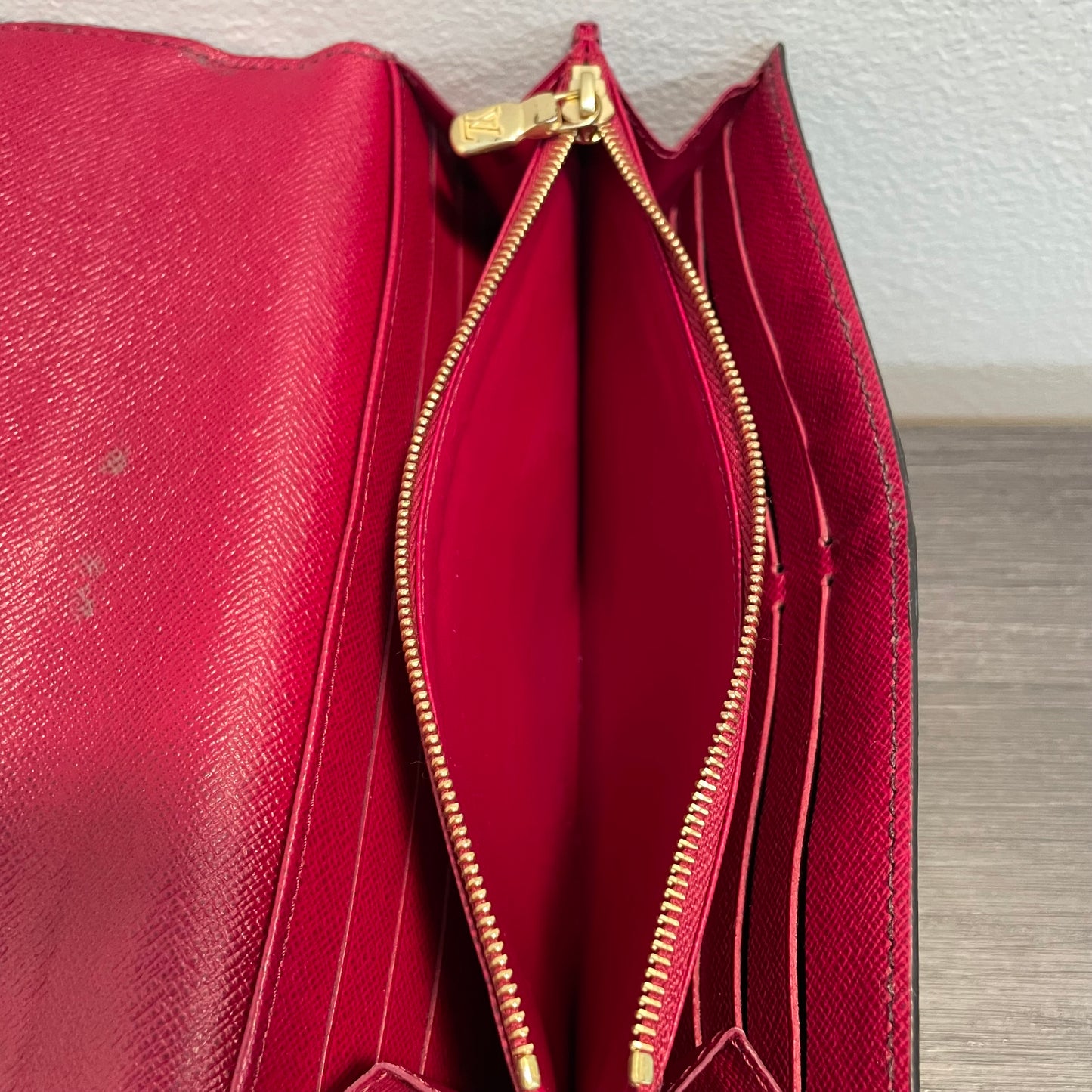 July-9 BAG DROP (Subscriber Price $150) Louis Vuitton Monogram Sarah Fuchsia Wallet