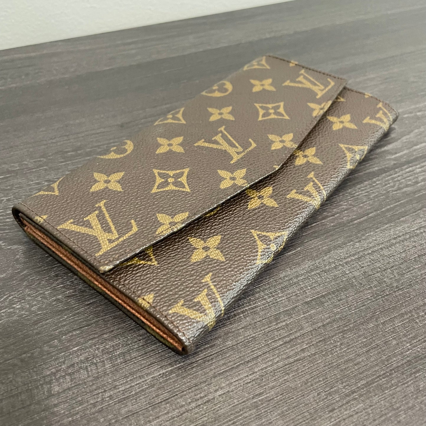 July-9 BAG DROP (Subscriber Price $100) Louis Vuitton Monogram Wallet