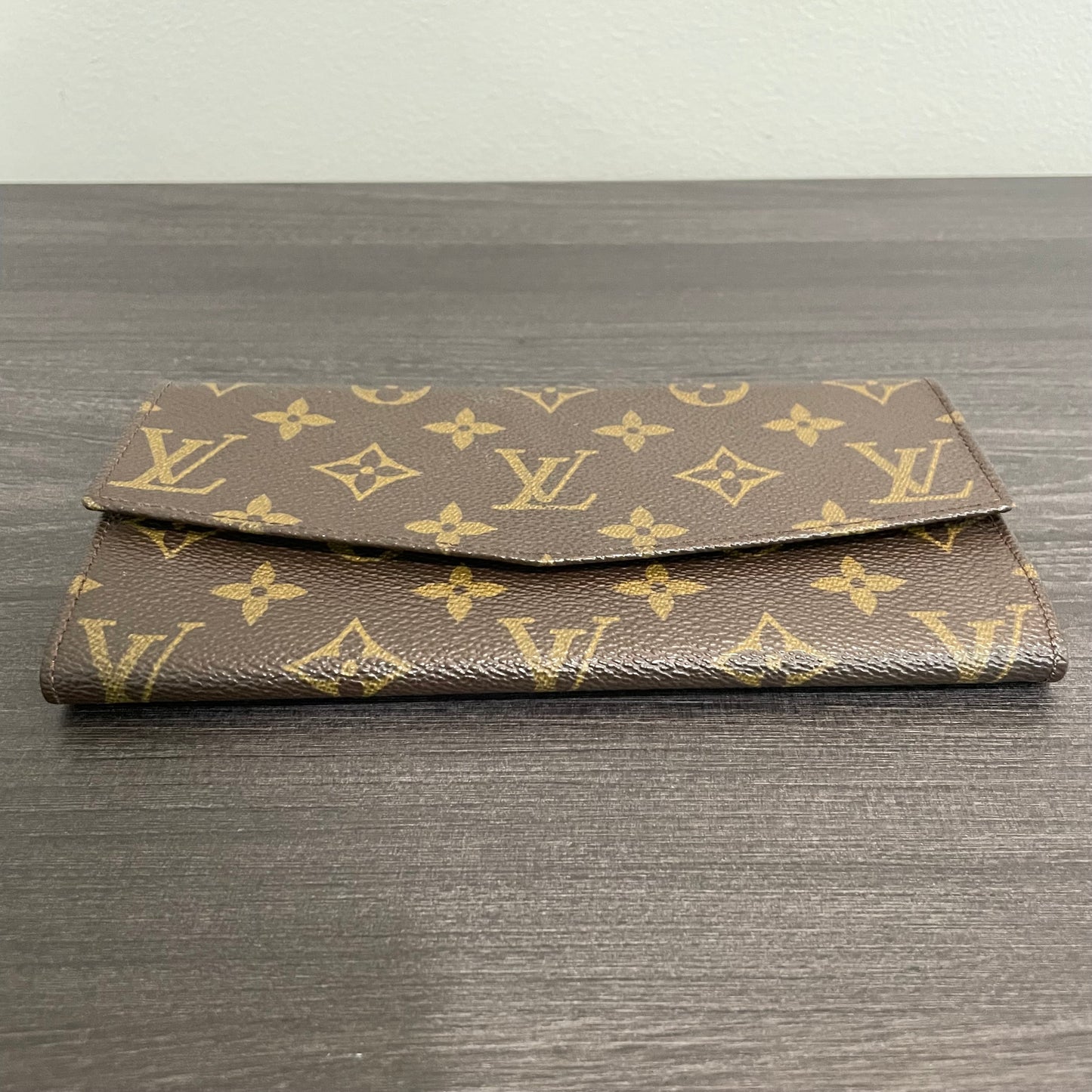 July-9 BAG DROP (Subscriber Price $100) Louis Vuitton Monogram Wallet