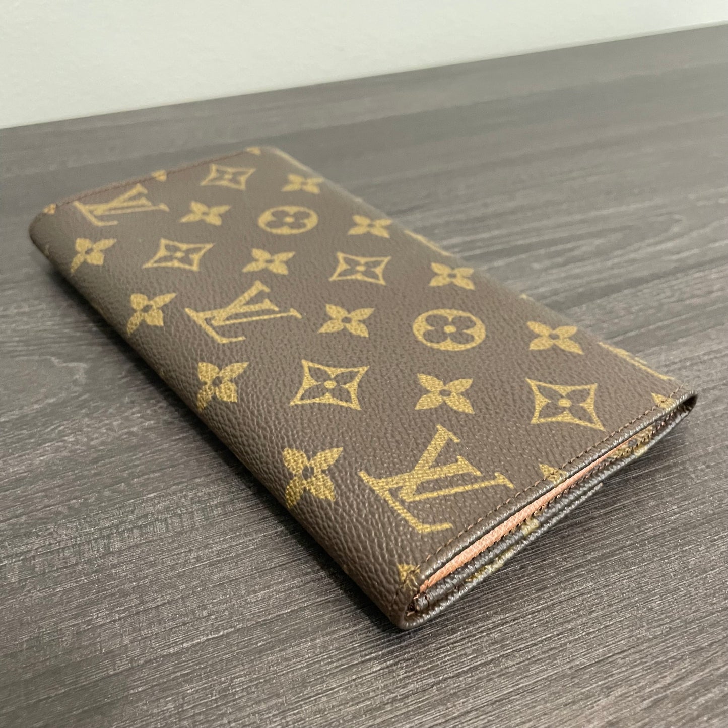 July-9 BAG DROP (Subscriber Price $100) Louis Vuitton Monogram Wallet