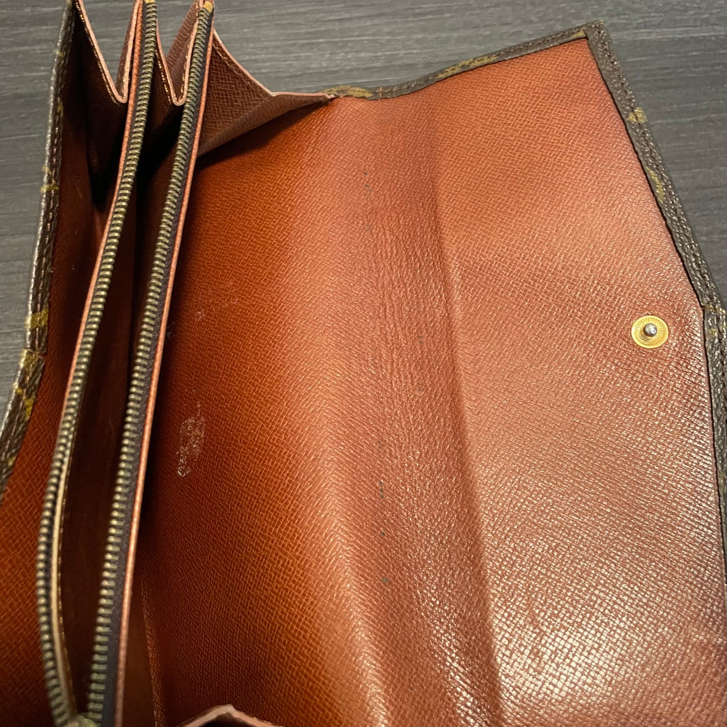 July-9 BAG DROP (Subscriber Price $100) Louis Vuitton Monogram Wallet