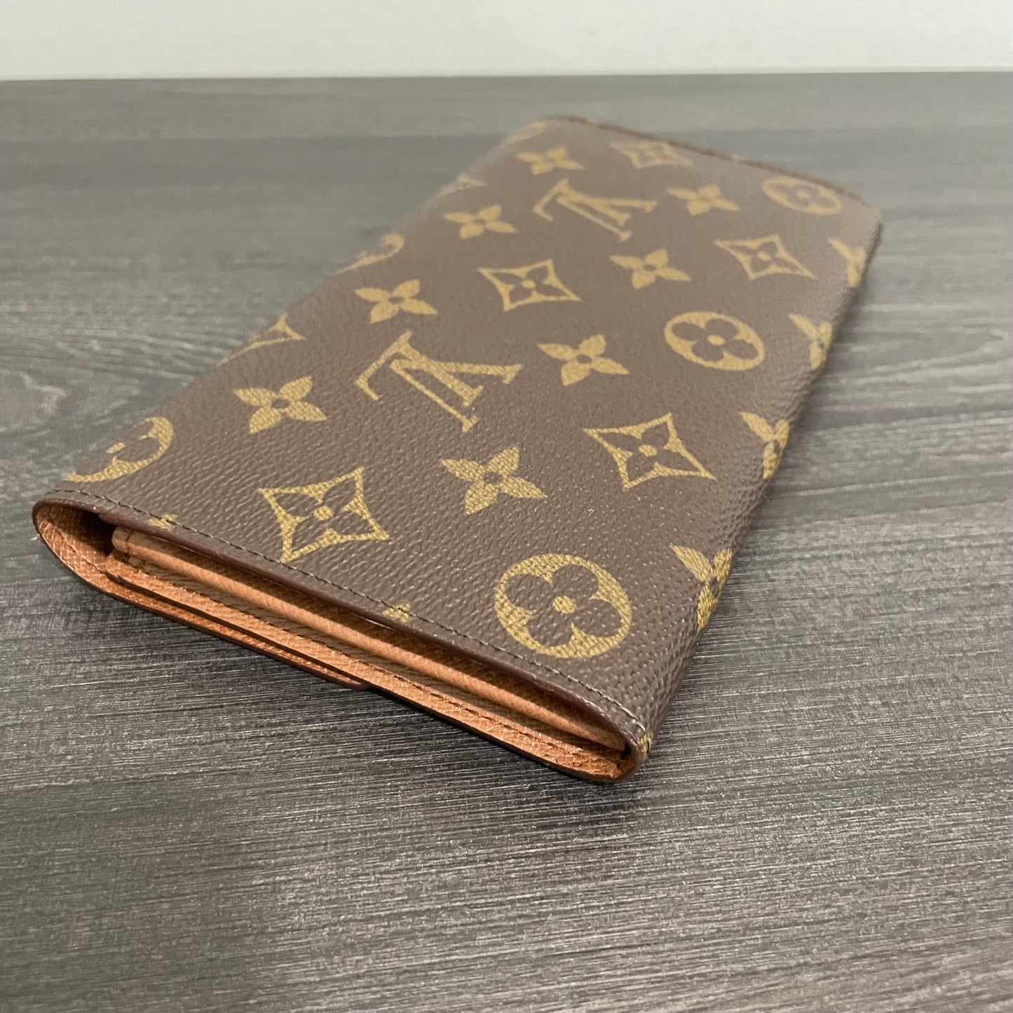 July-9 BAG DROP (Subscriber Price $100) Louis Vuitton Monogram Wallet