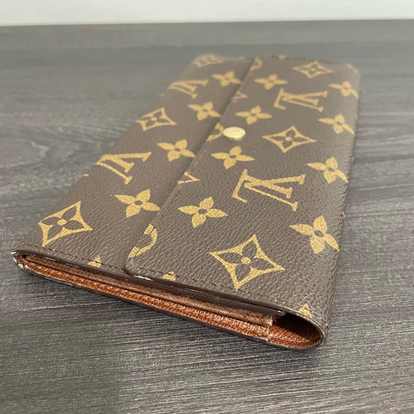 July-9 BAG DROP (Subscriber Price $100) Louis Vuitton Monogram Wallet