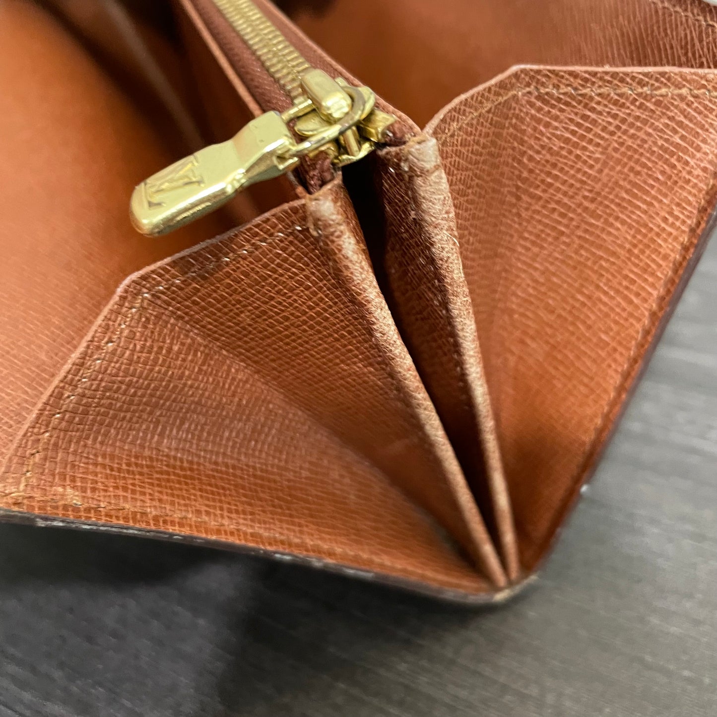 July-9 BAG DROP (Subscriber Price $100) Louis Vuitton Monogram Wallet