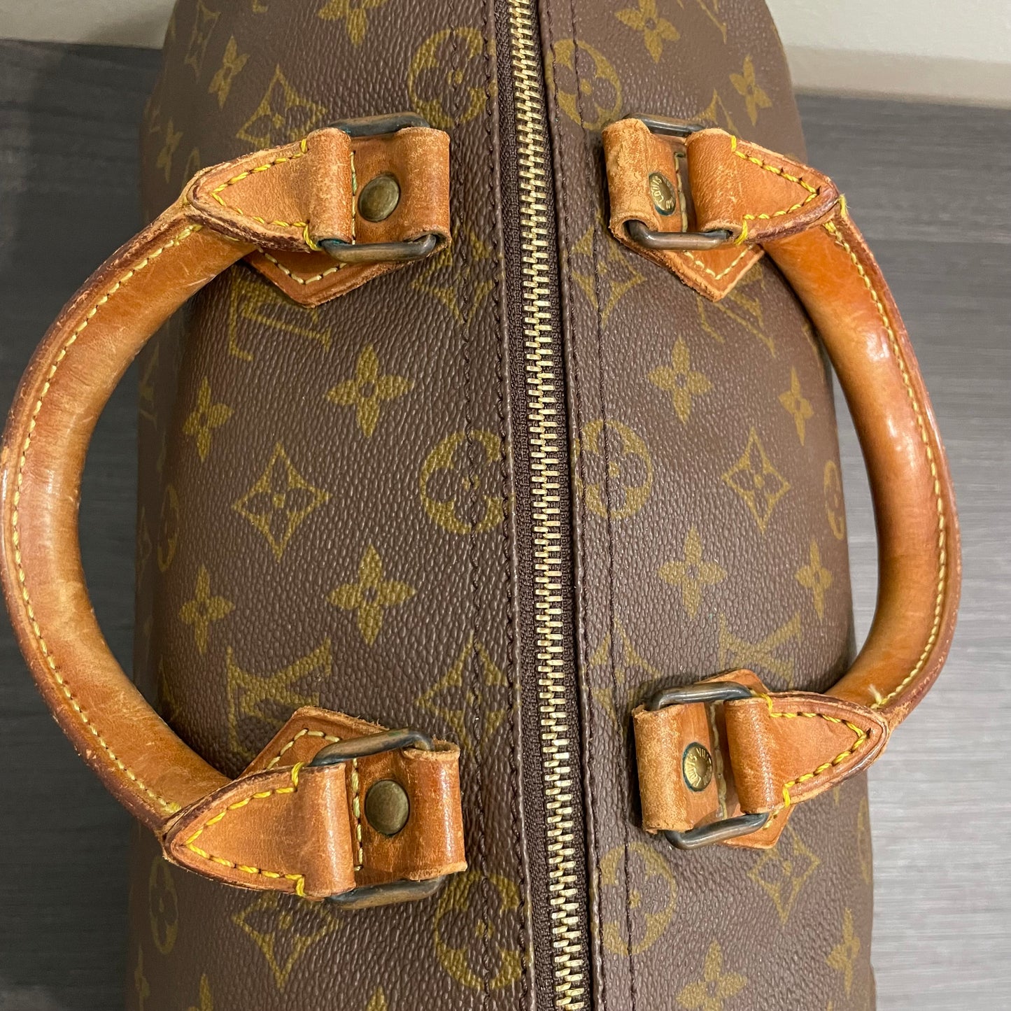 #707 LOUIS VUITTON Speedy 30
