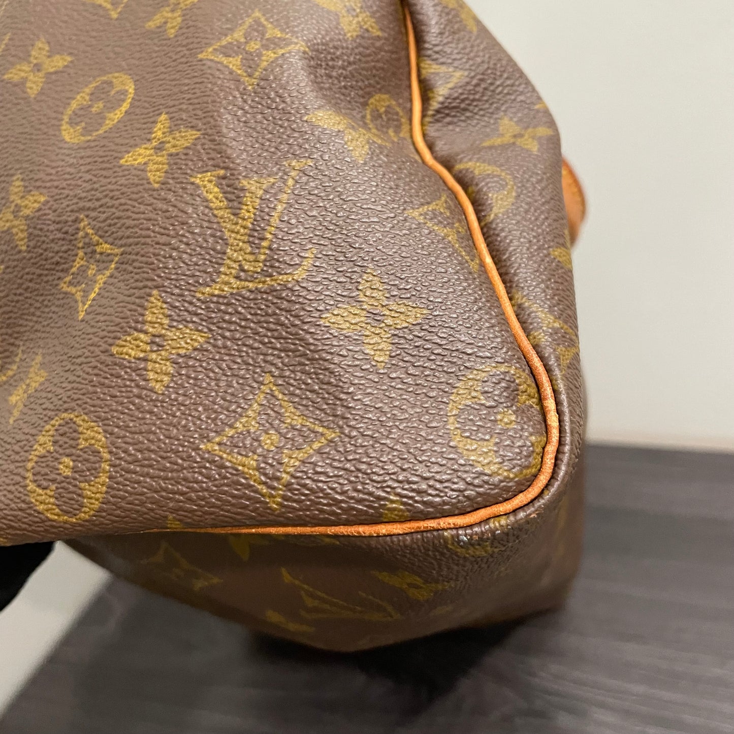 #707 LOUIS VUITTON Speedy 30
