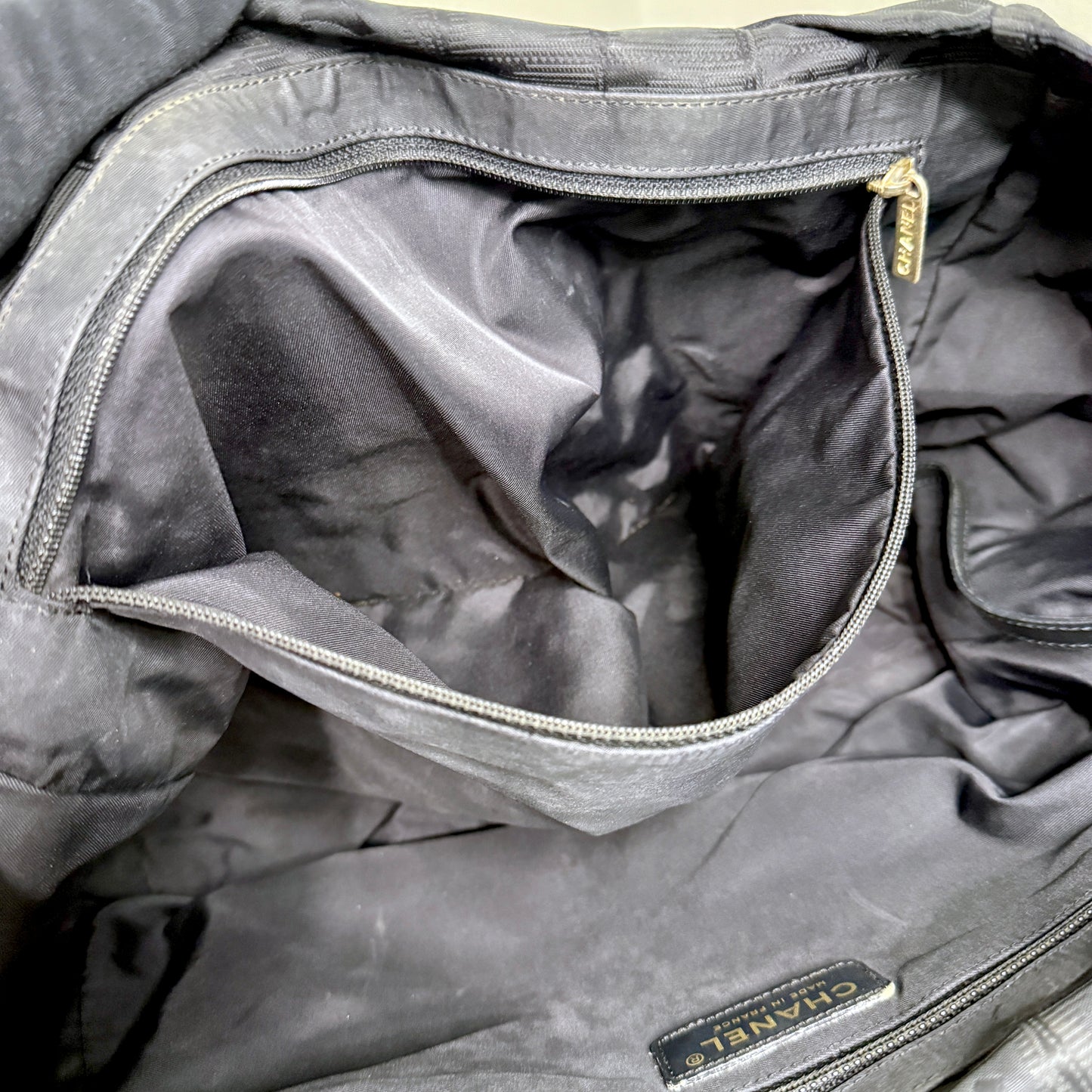 #1029 CHANEL Travel Ligne Tote Black