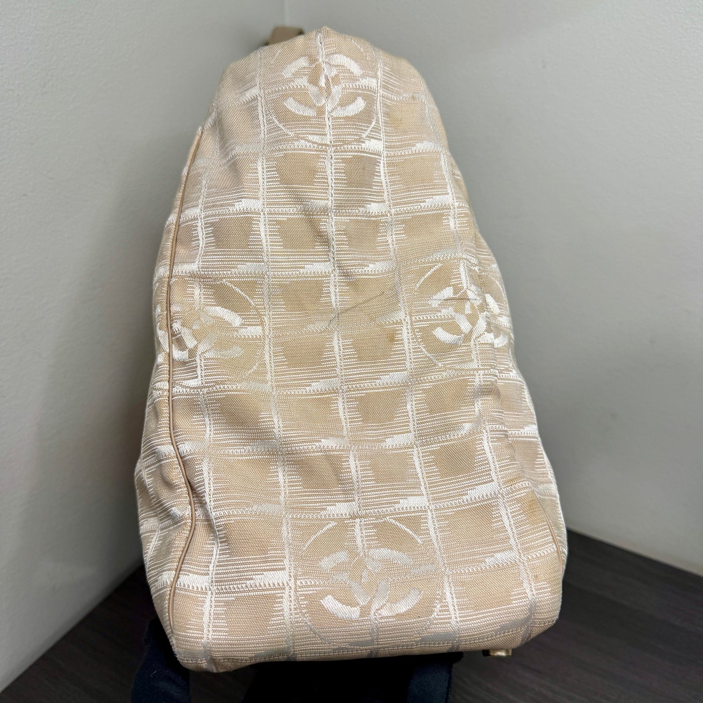 #1030 CHANEL Travel Ligne Tote Neutral