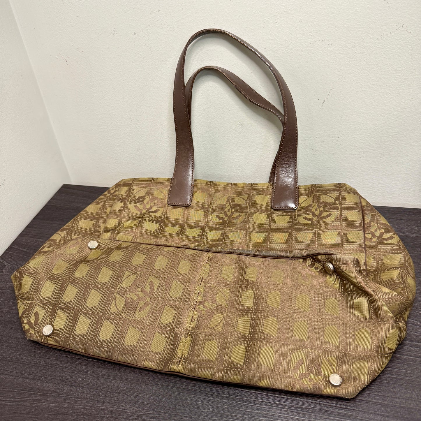 #1031 CHANEL Travel Ligne Tote Brown (TOP PICK!)