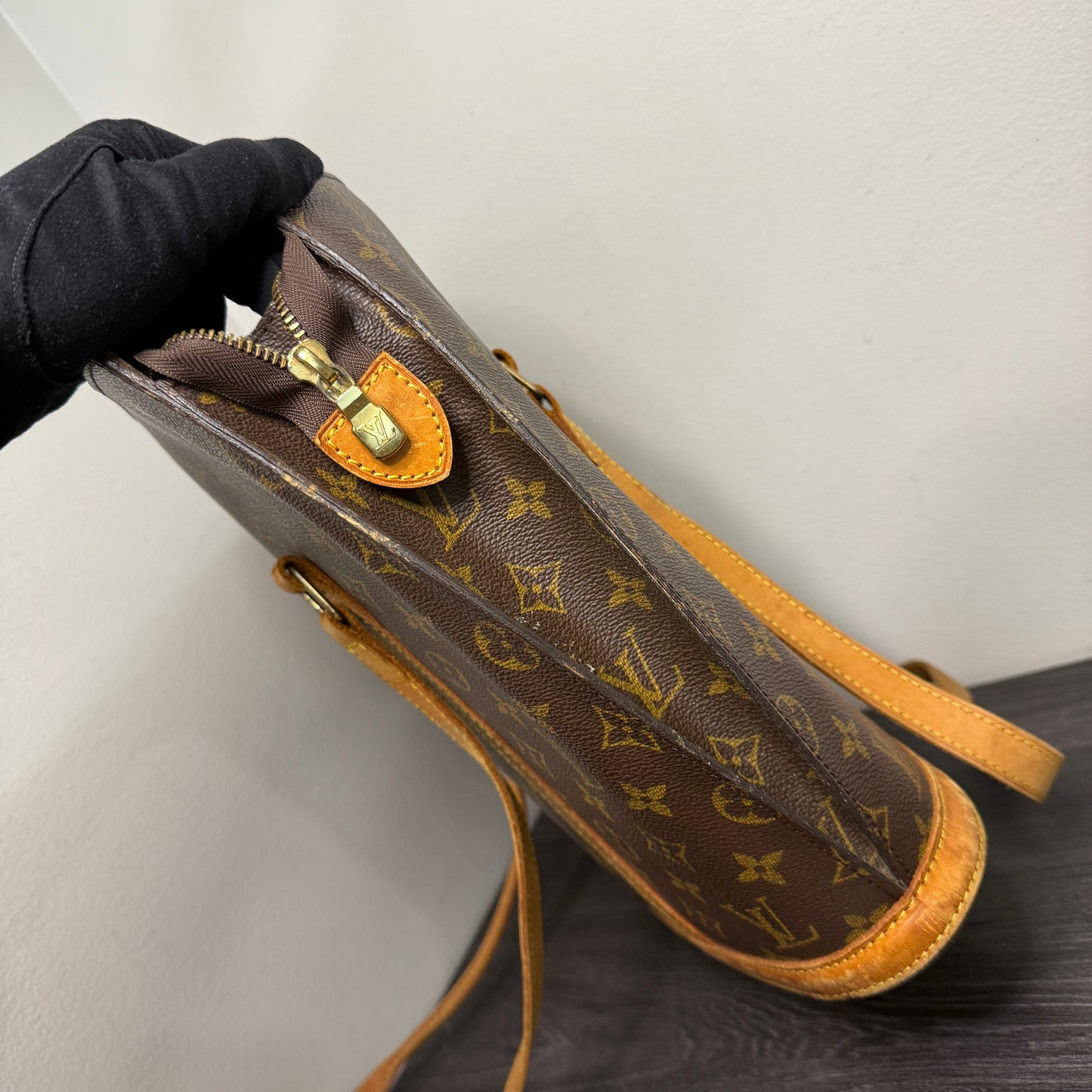#1032 LOUIS VUITTON Babylone Tote