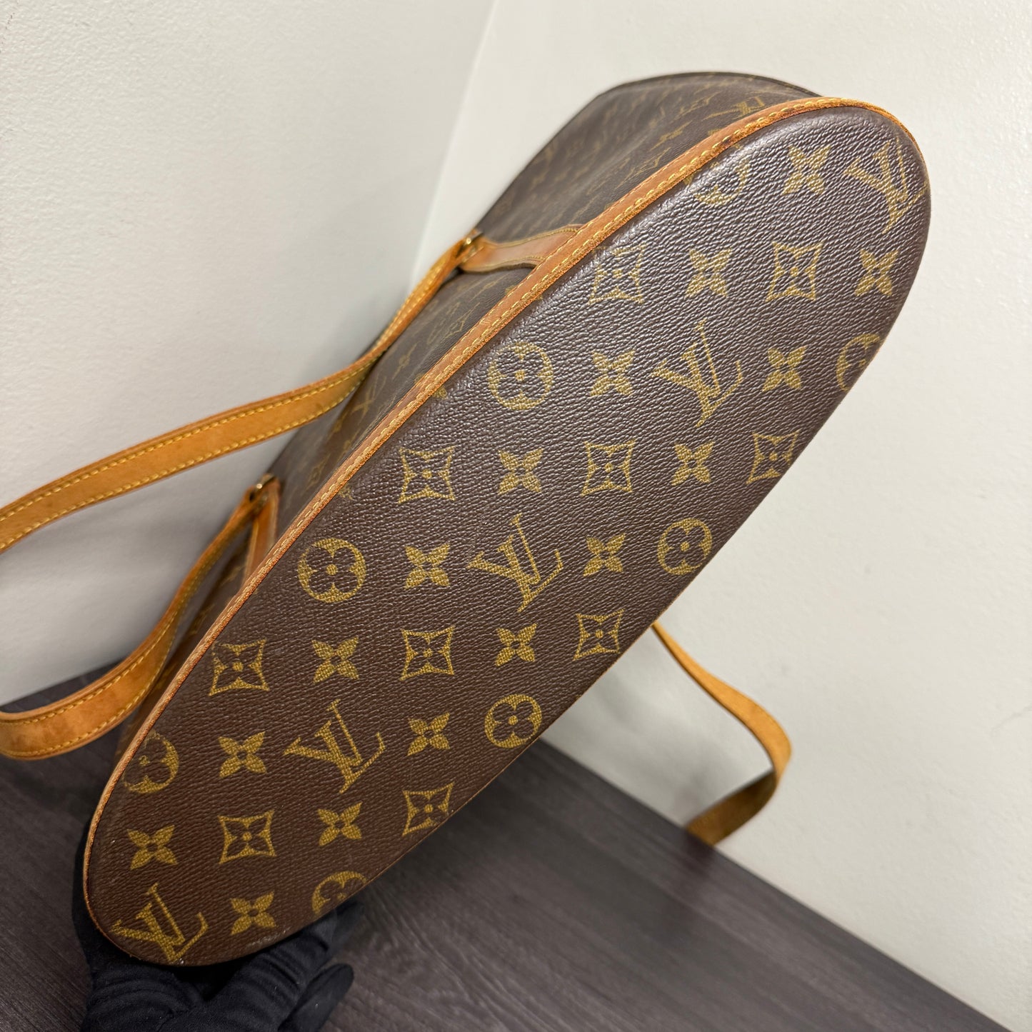 #1032 LOUIS VUITTON Babylone Tote