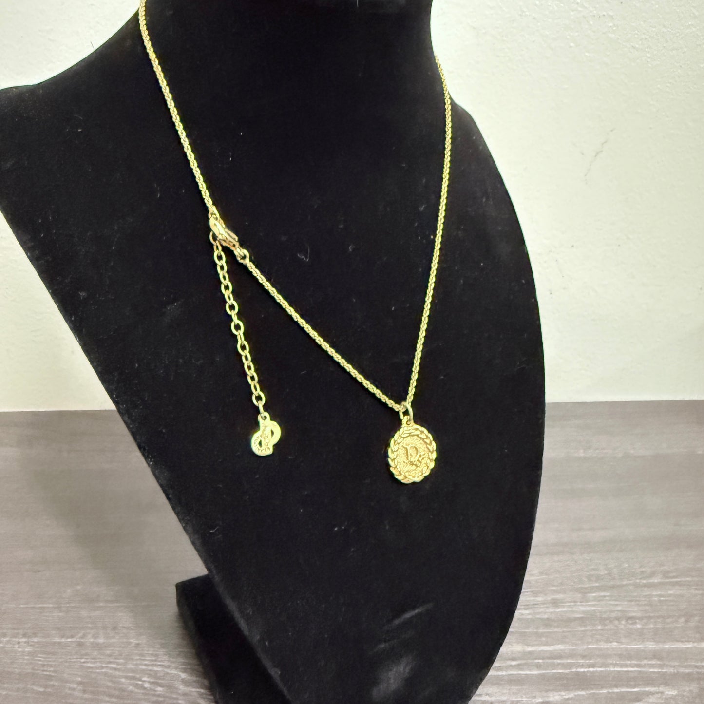 #1050 CHRISTIAN DIOR Pendant Necklace