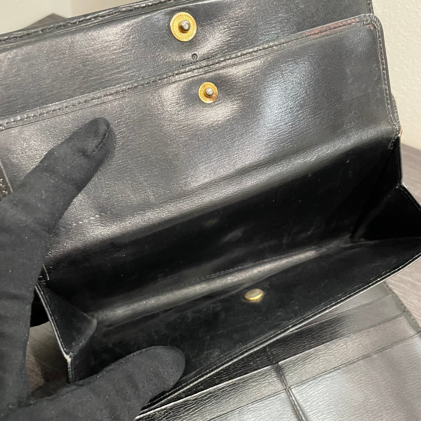 #122 LOUIS VUITTON Black Epi Leather Trifold Wallet with Dust Bag & Box