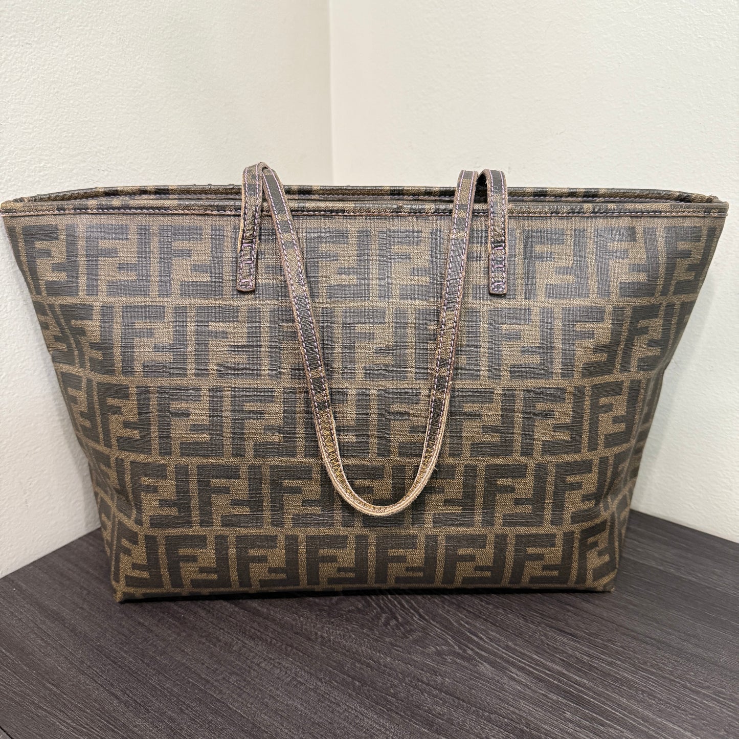 #1056 FENDI Zucca Spalmati Small Roll Tote Tobacco Viola