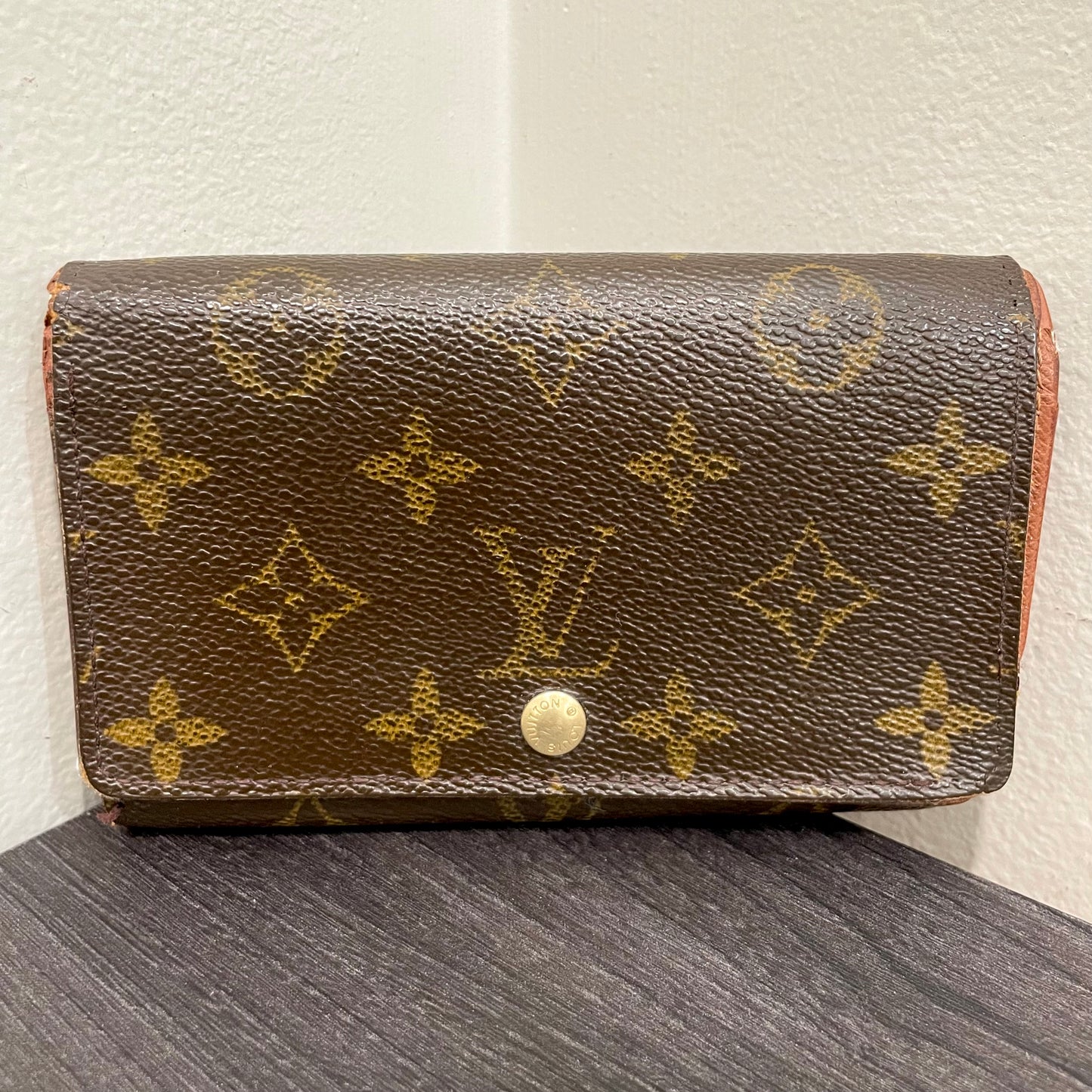 #161 LOUIS VUITTON Monogram Wallet