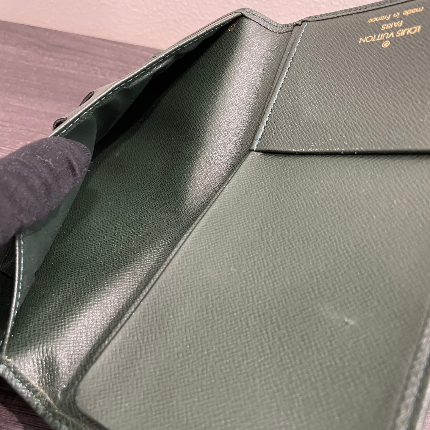 #164 LOUIS VUITTON Green Leather Long Flap Wallet