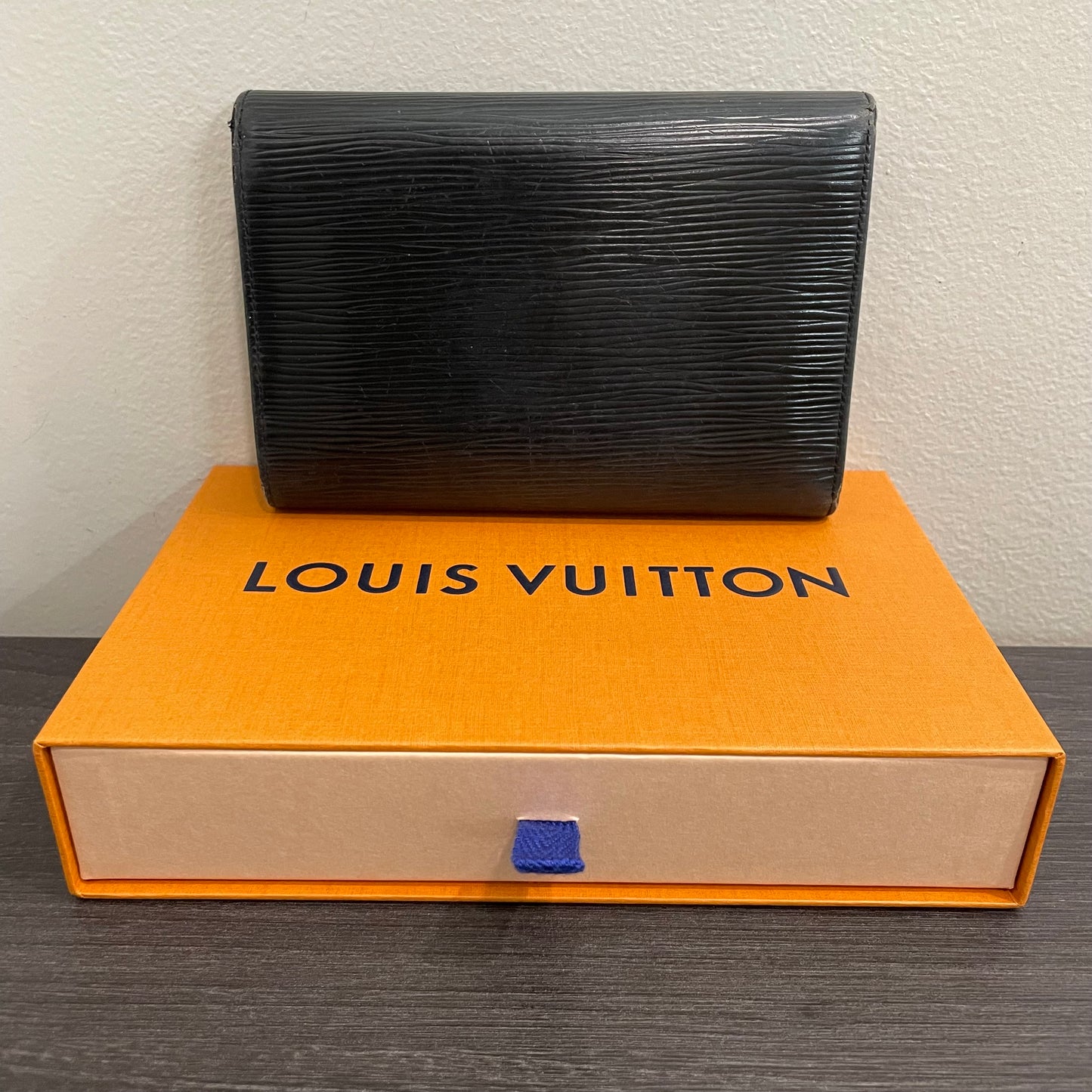 #170 LOUIS VUITTON Black Epi Leather Trifold Wallet & Box
