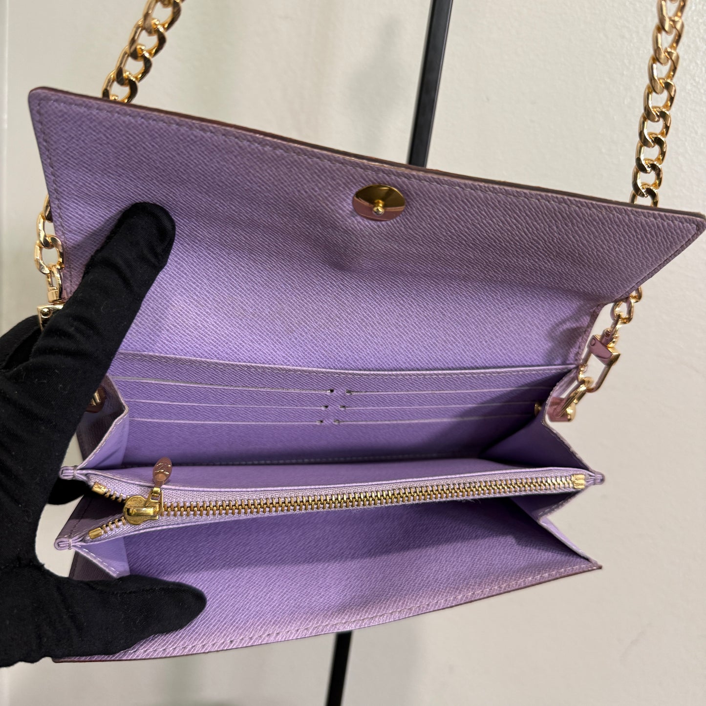1015-02 LOUIS VUITTON x MURAKAMI Black & Lavender Sarah Wallet with Removable Chain