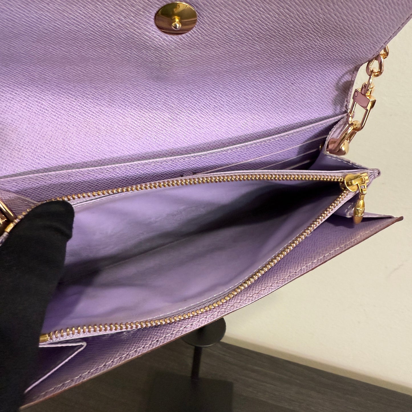 1015-02 LOUIS VUITTON x MURAKAMI Black & Lavender Sarah Wallet with Removable Chain