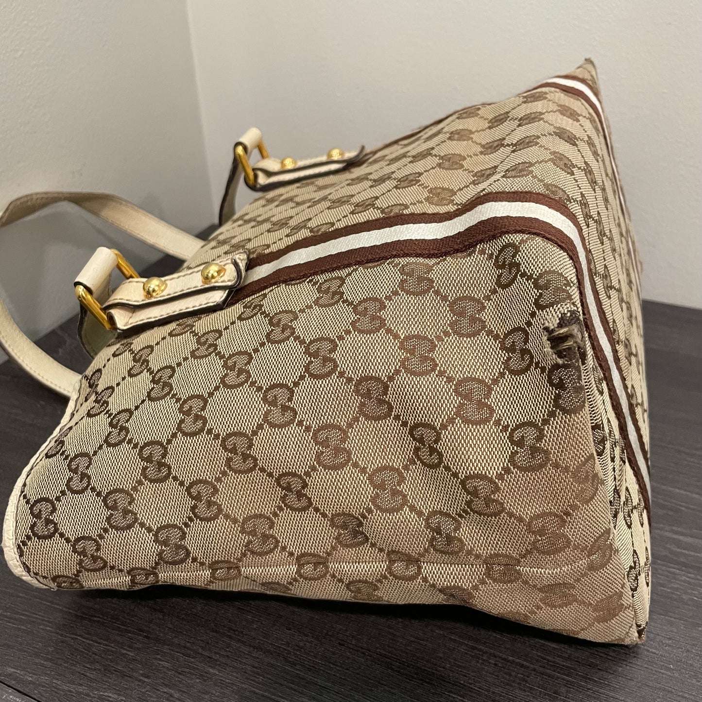 #865 GUCCI GG Canvas Bamboo Trinket Shoulder Bag