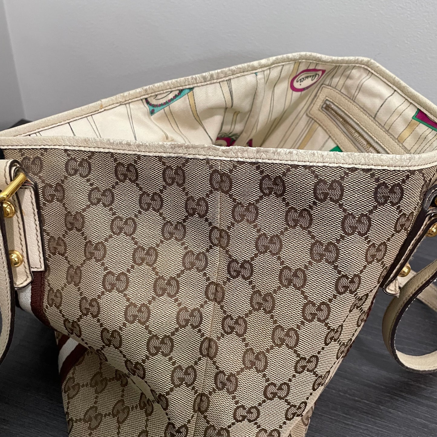 #865 GUCCI GG Canvas Bamboo Trinket Shoulder Bag