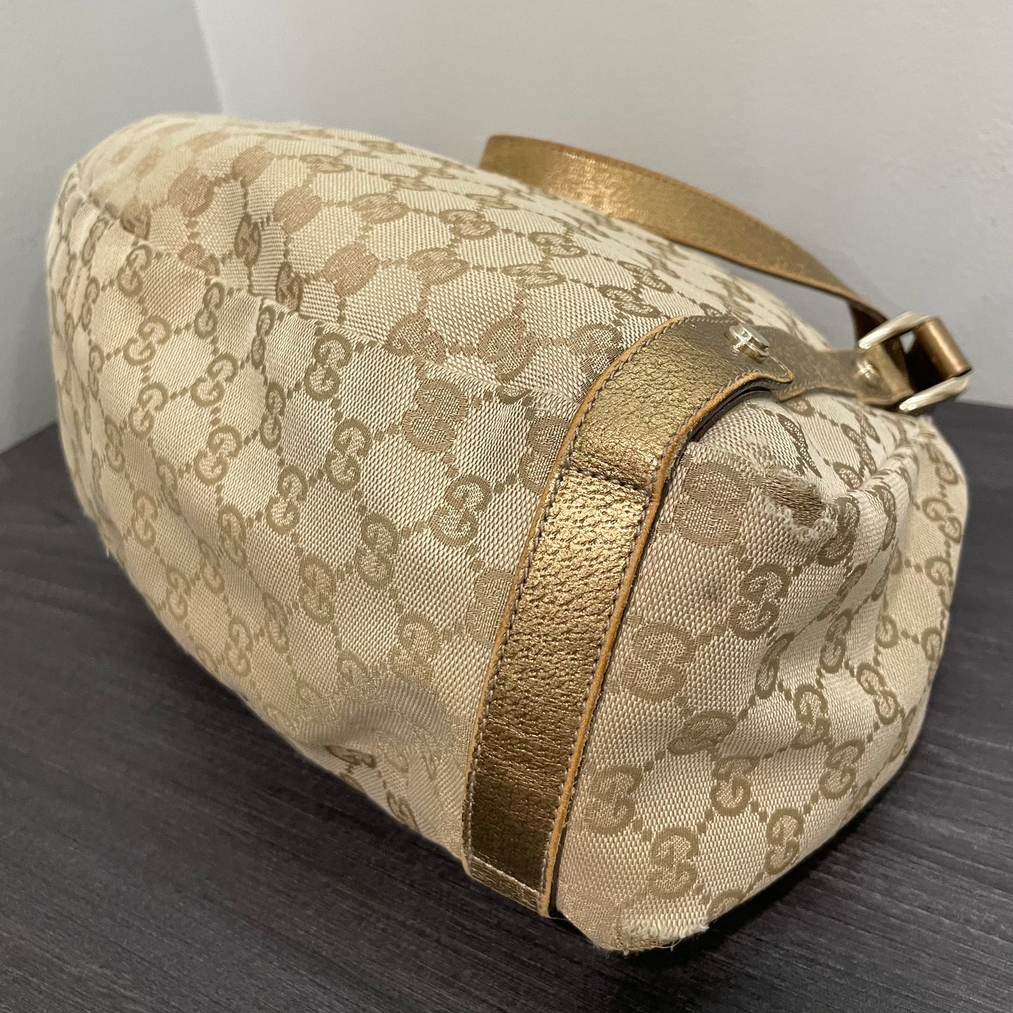 #869 GUCCI GG Hawaii Exclusive 2007 Shoulder Bag