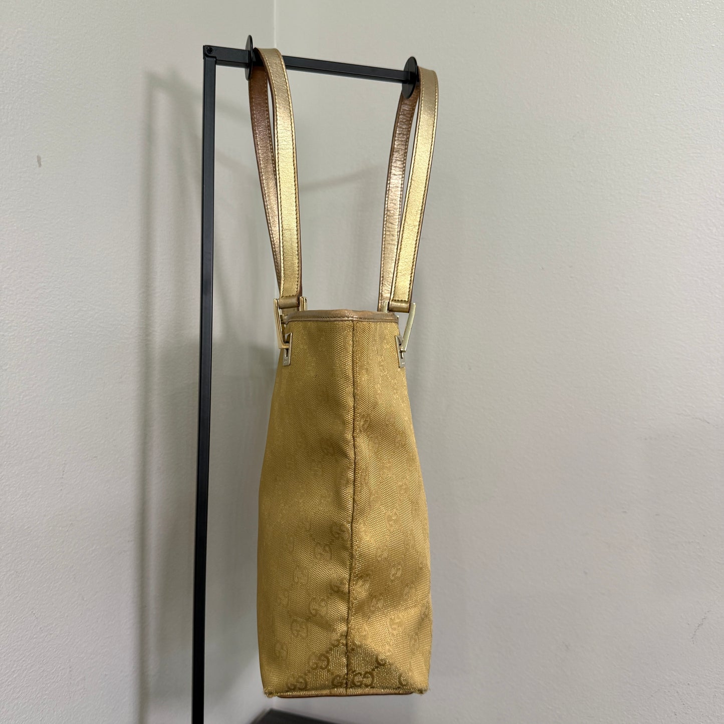 1015-07 GUCCI Gold GG Canvas Tote
