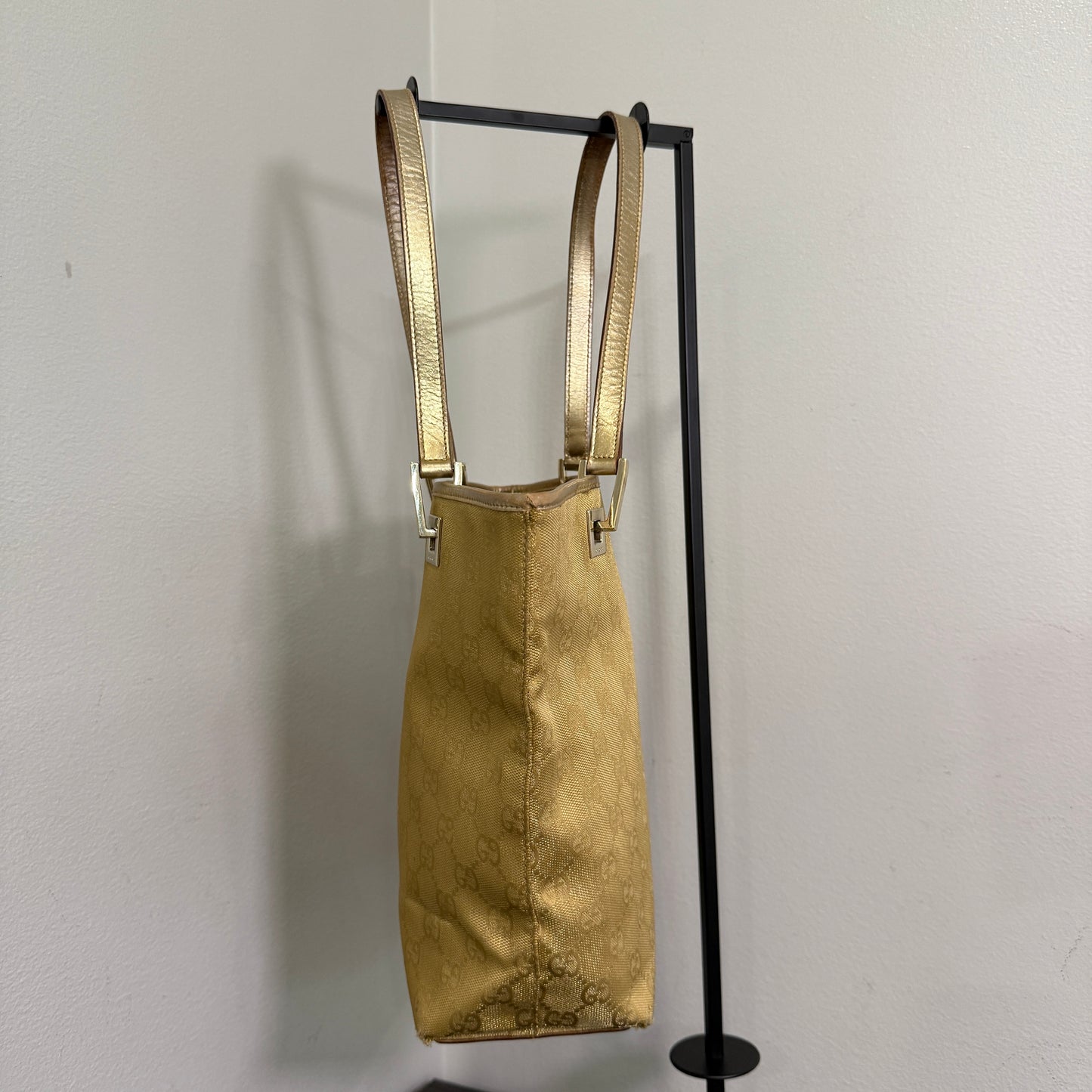 1015-07 GUCCI Gold GG Canvas Tote