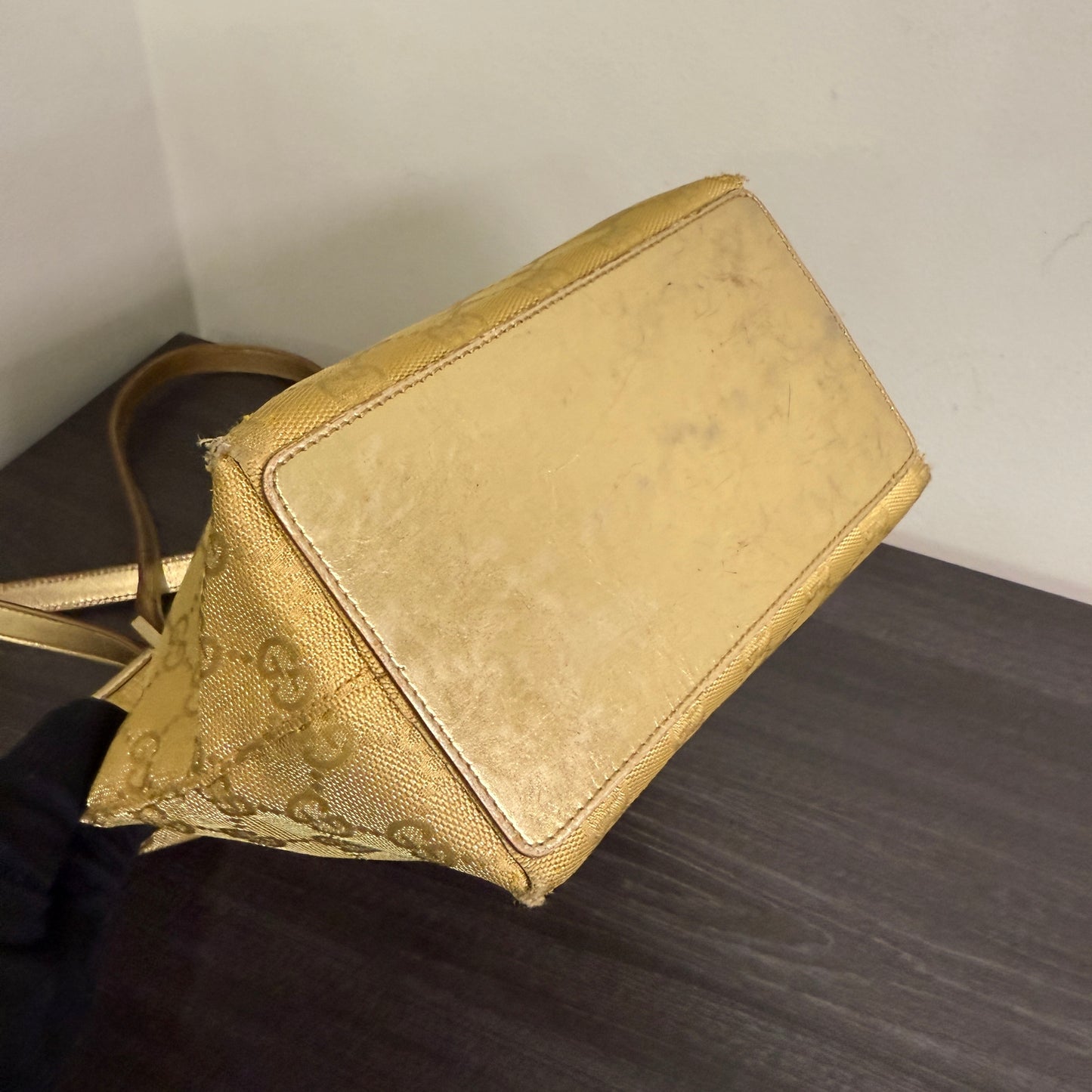 1015-07 GUCCI Gold GG Canvas Tote