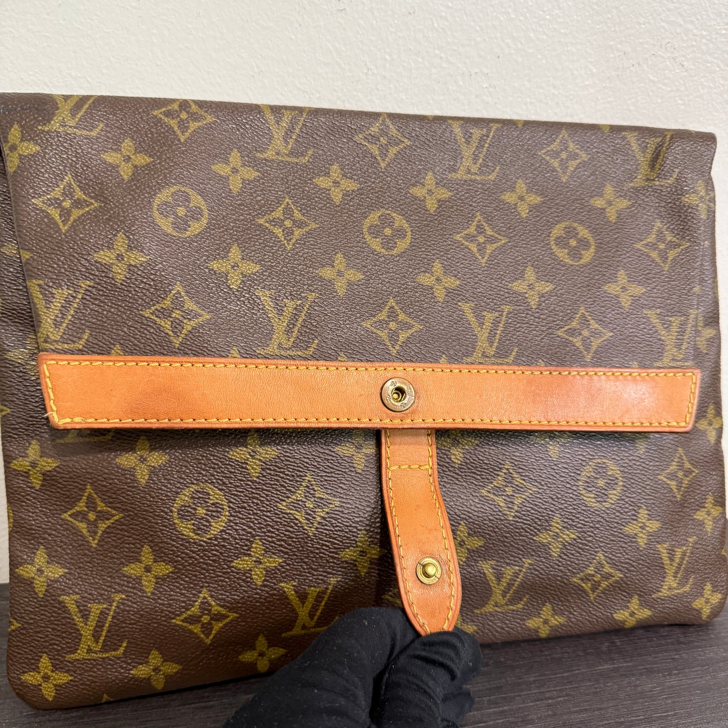 1015-18 LOUIS VUITTON Monogram Vintage Pochette Pliante