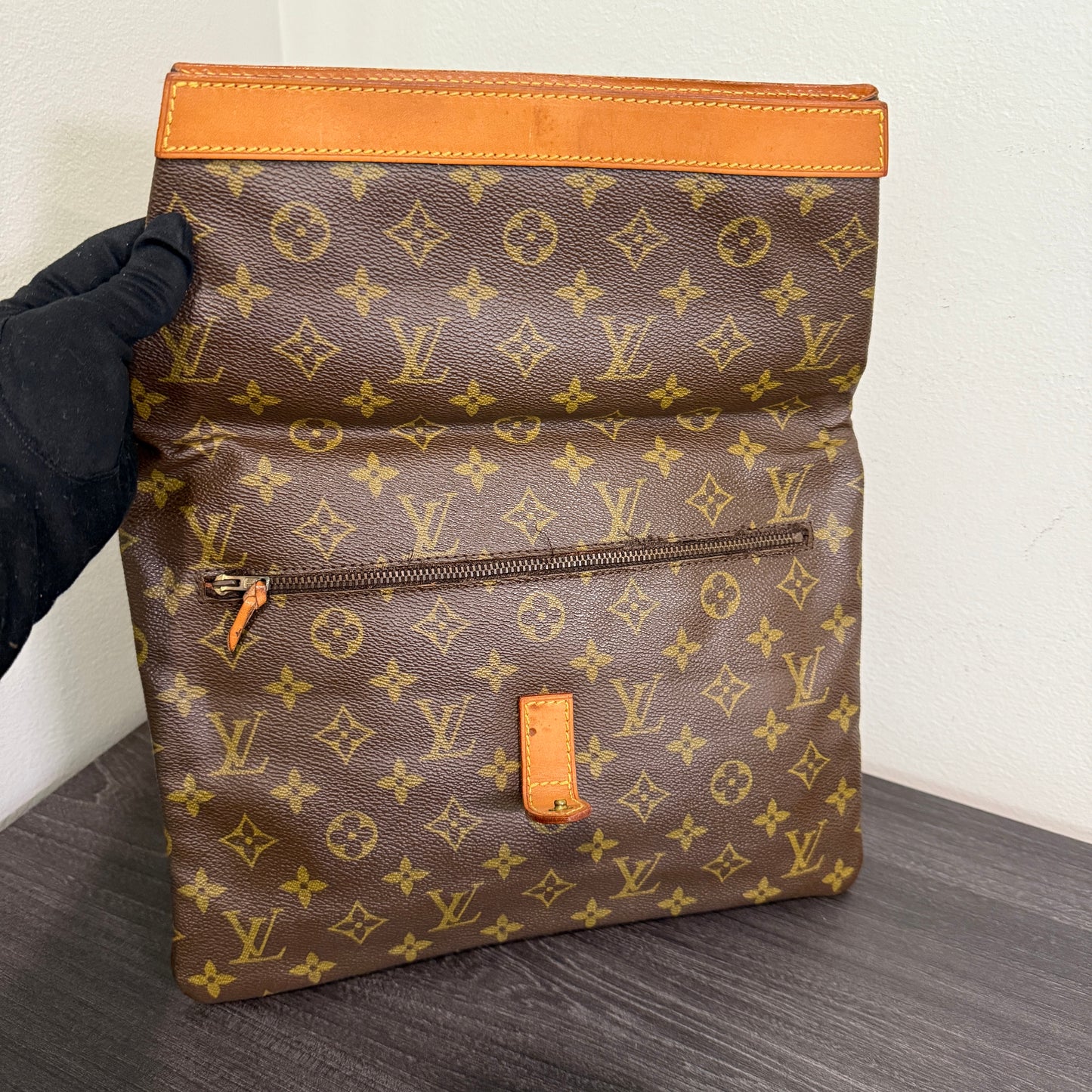 1015-18 LOUIS VUITTON Monogram Vintage Pochette Pliante