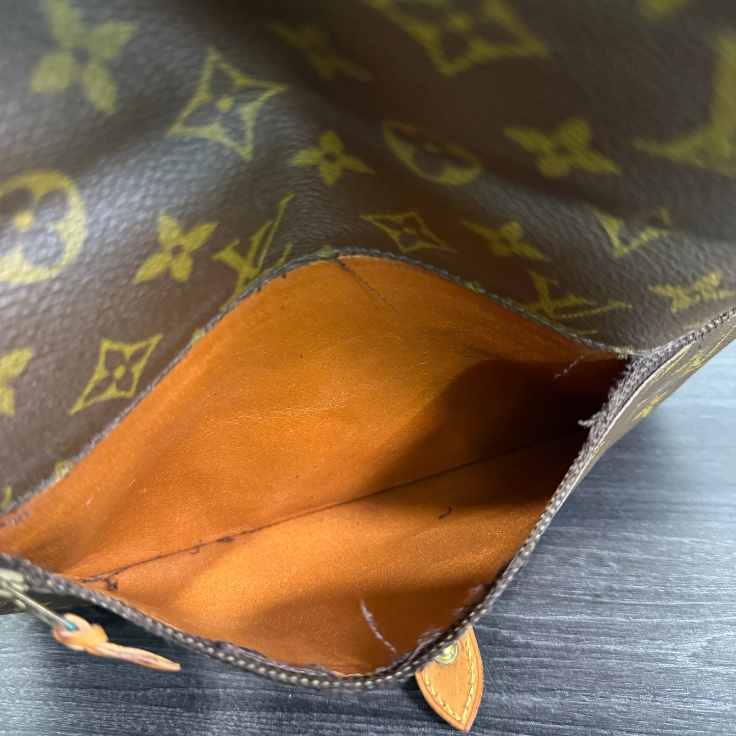 1015-18 LOUIS VUITTON Monogram Vintage Pochette Pliante
