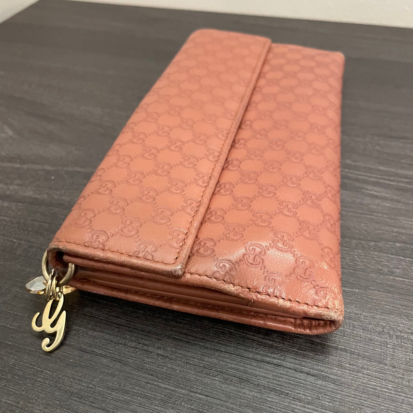 #905 GUCCI Rose Leather Bifold Wallet