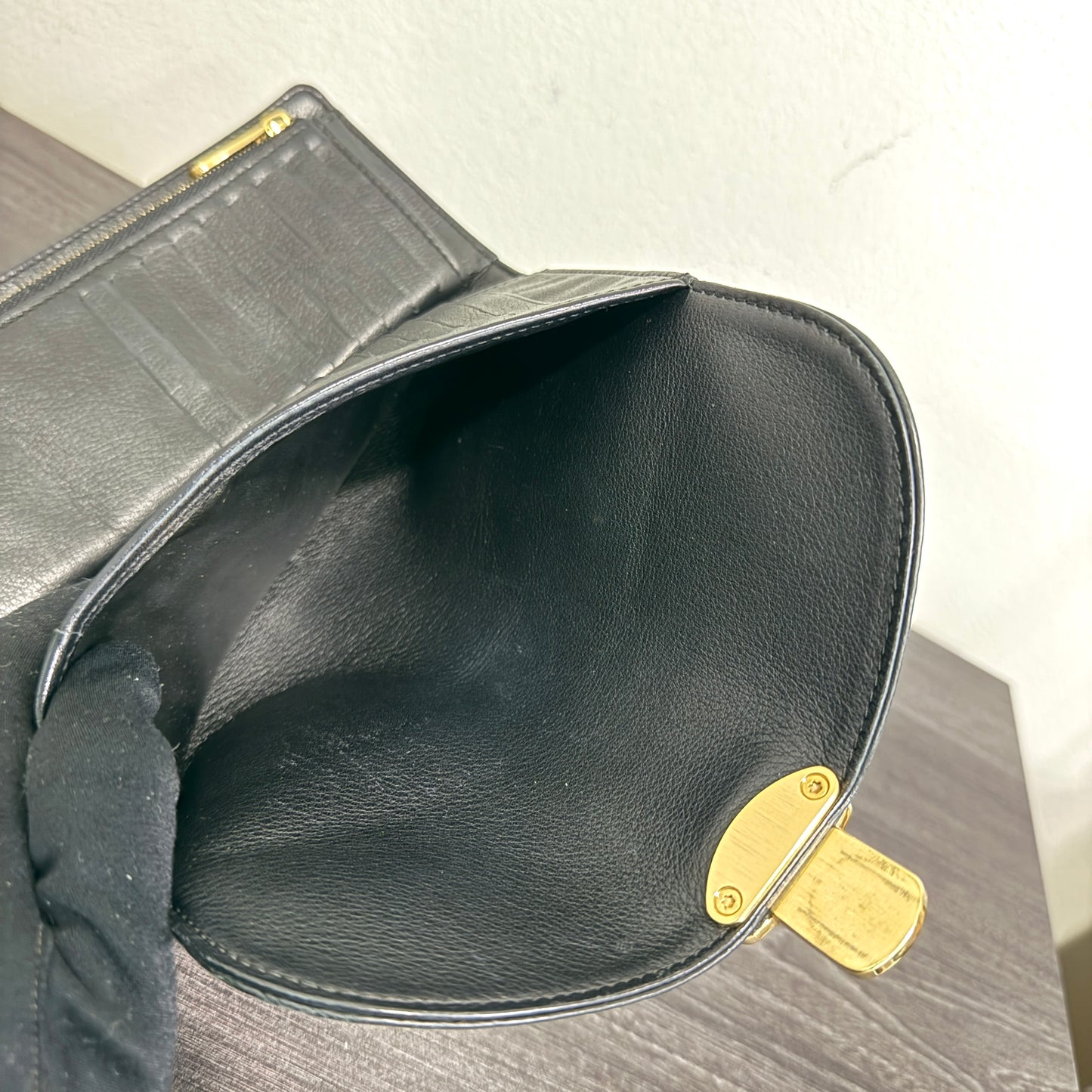 LOUIS VUITTON Black Mahina Amelia Wallet