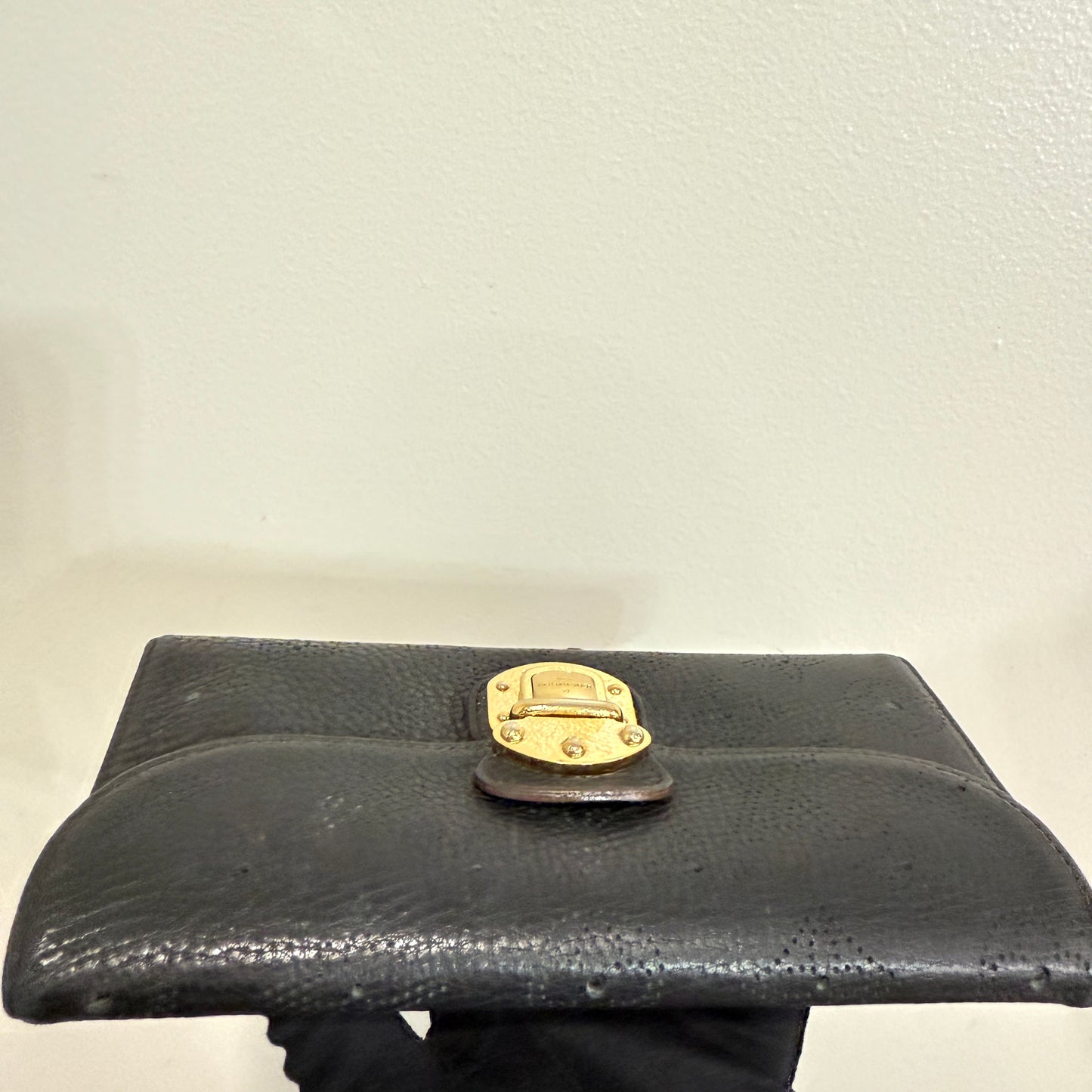 LOUIS VUITTON Black Mahina Amelia Wallet
