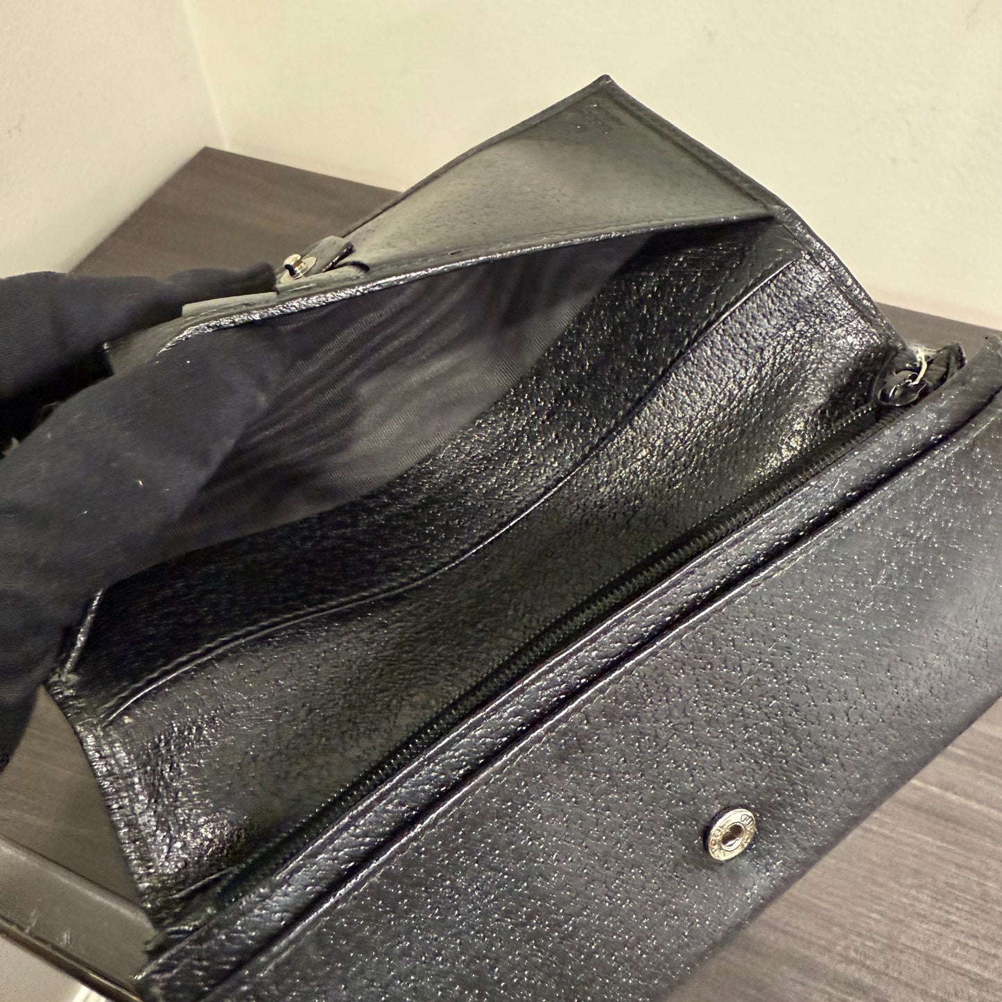 1015-20 GUCCI Black GG Long Wallet