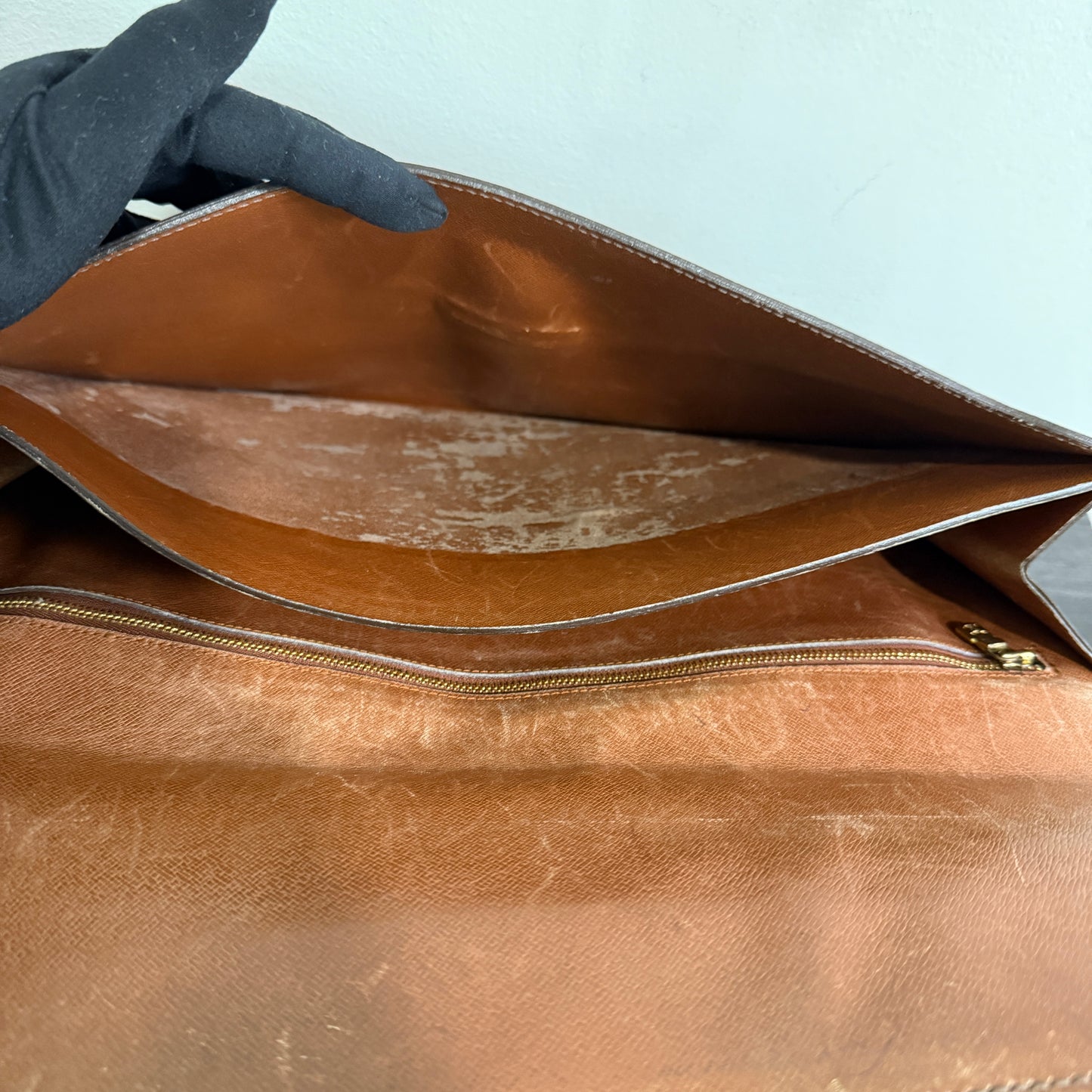 1015-17 LOUIS VUITTON Monogram Document Case