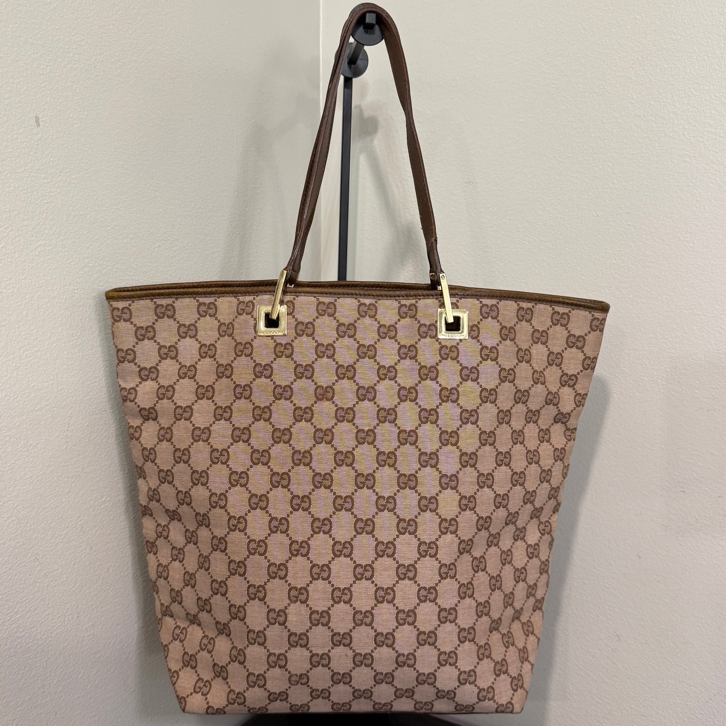 1015-08 GUCCI Brown GG Canvas Tote