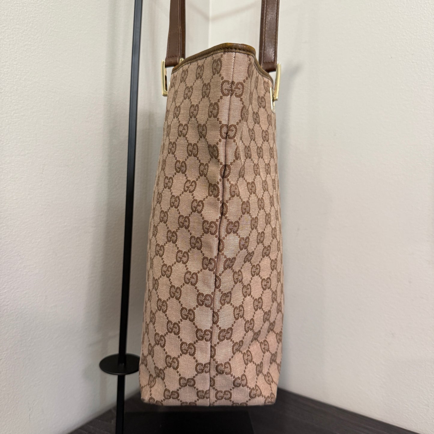 1015-08 GUCCI Brown GG Canvas Tote