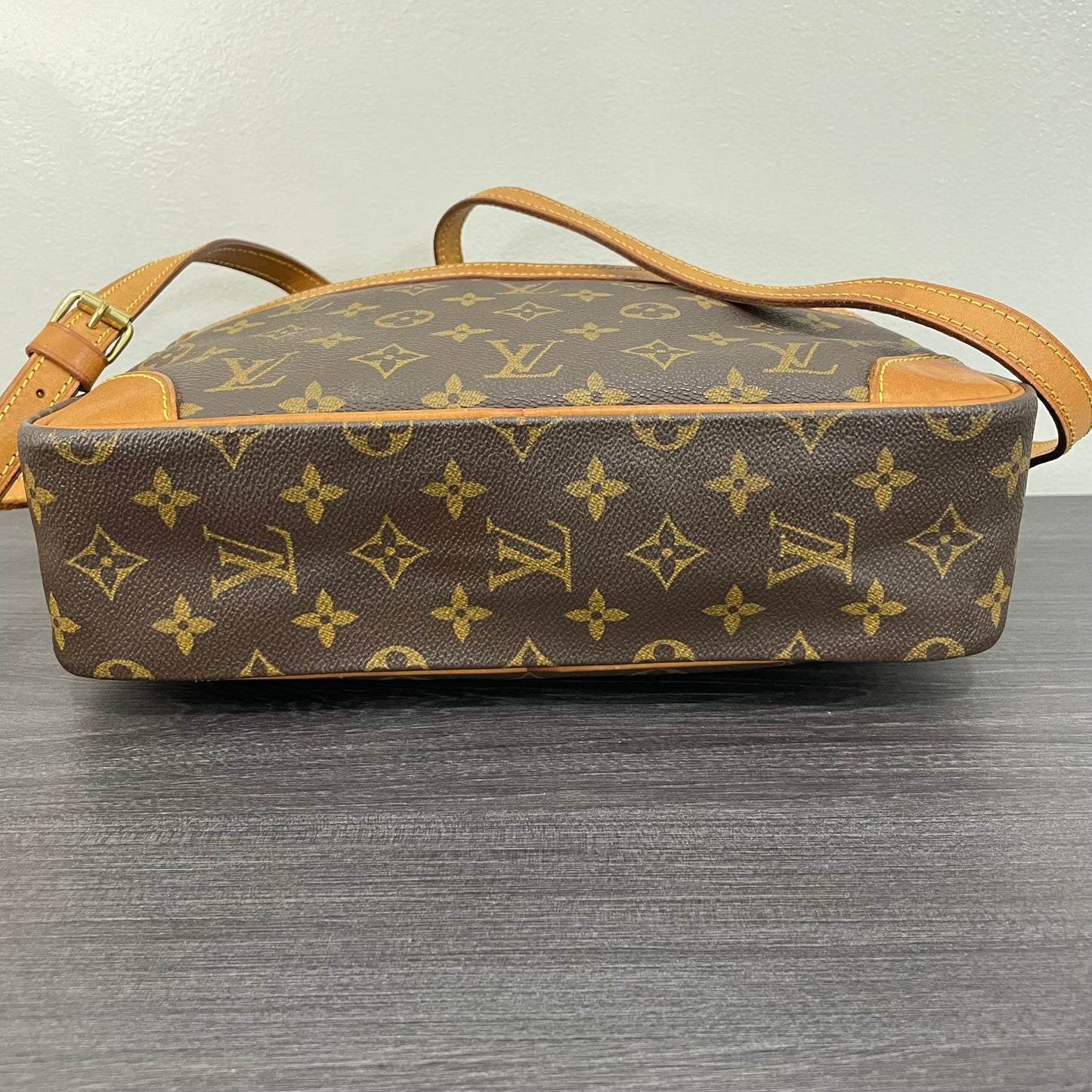 SOLD! Louis Vuitton Monogram Trocadero 30