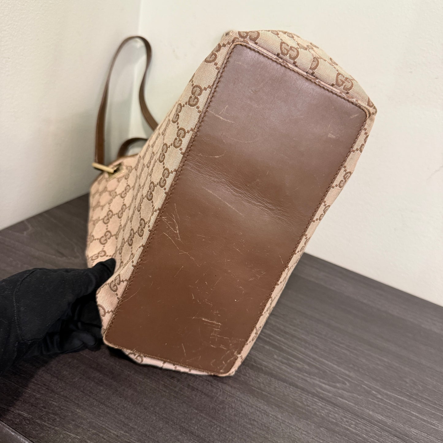 1015-08 GUCCI Brown GG Canvas Tote