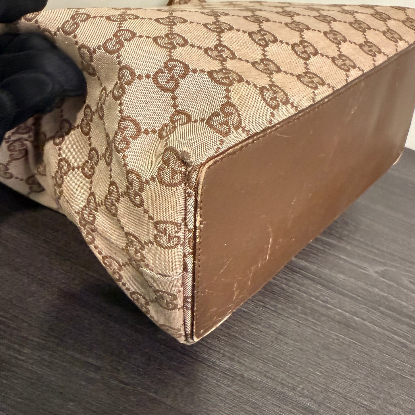 1015-08 GUCCI Brown GG Canvas Tote