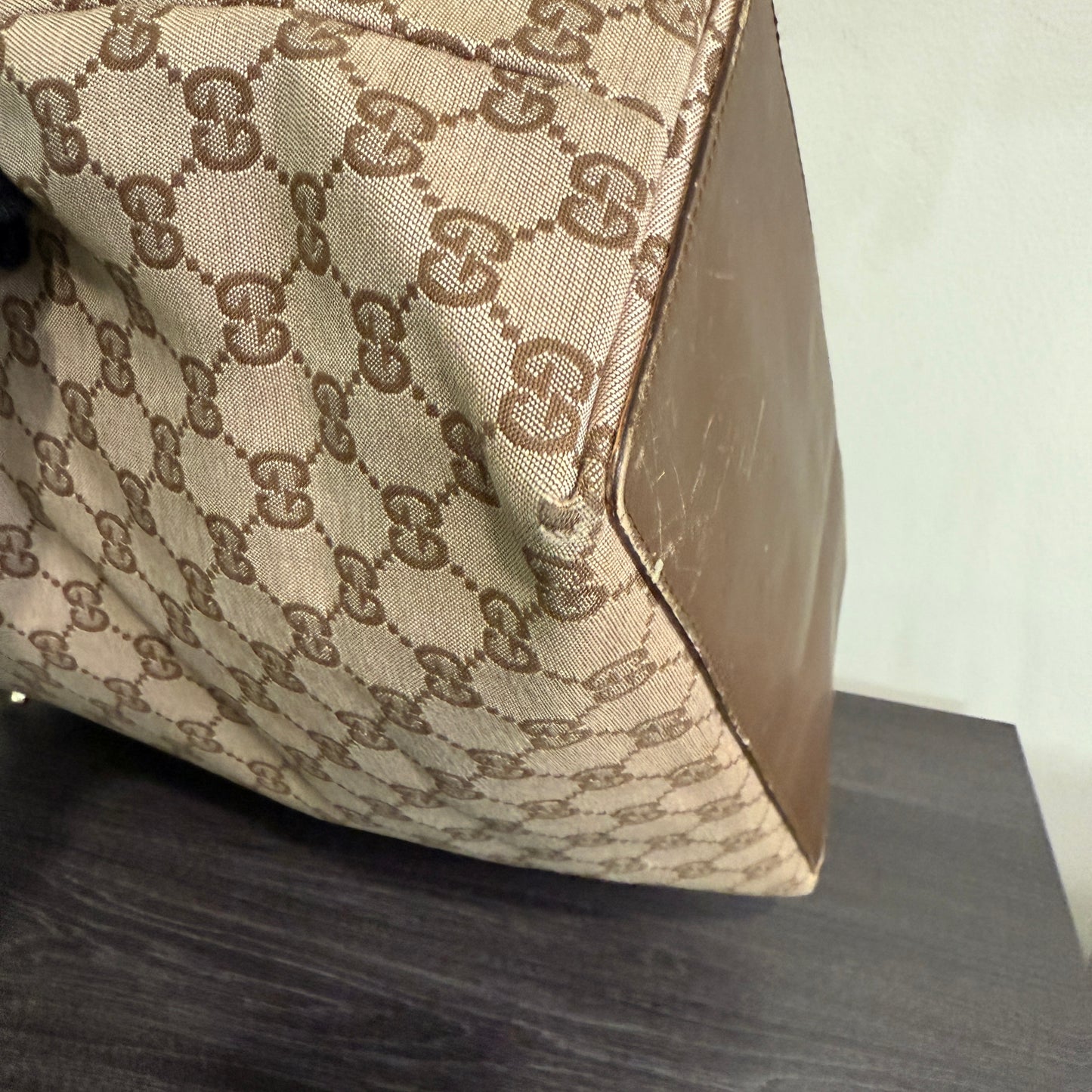 1015-08 GUCCI Brown GG Canvas Tote