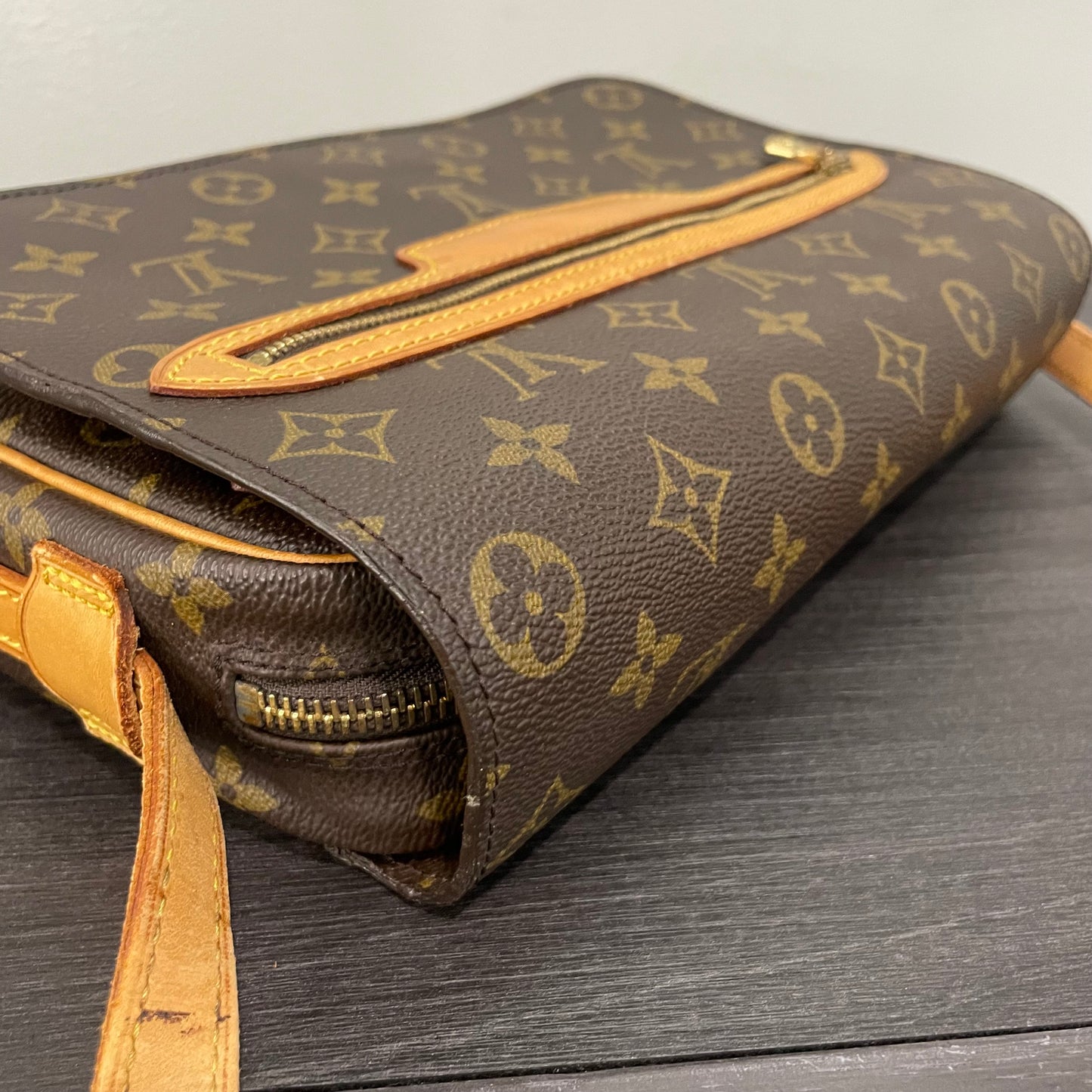 BUY NOW (50% Off for Subscribers) Louis Vuitton Monogram Saint Germain 28