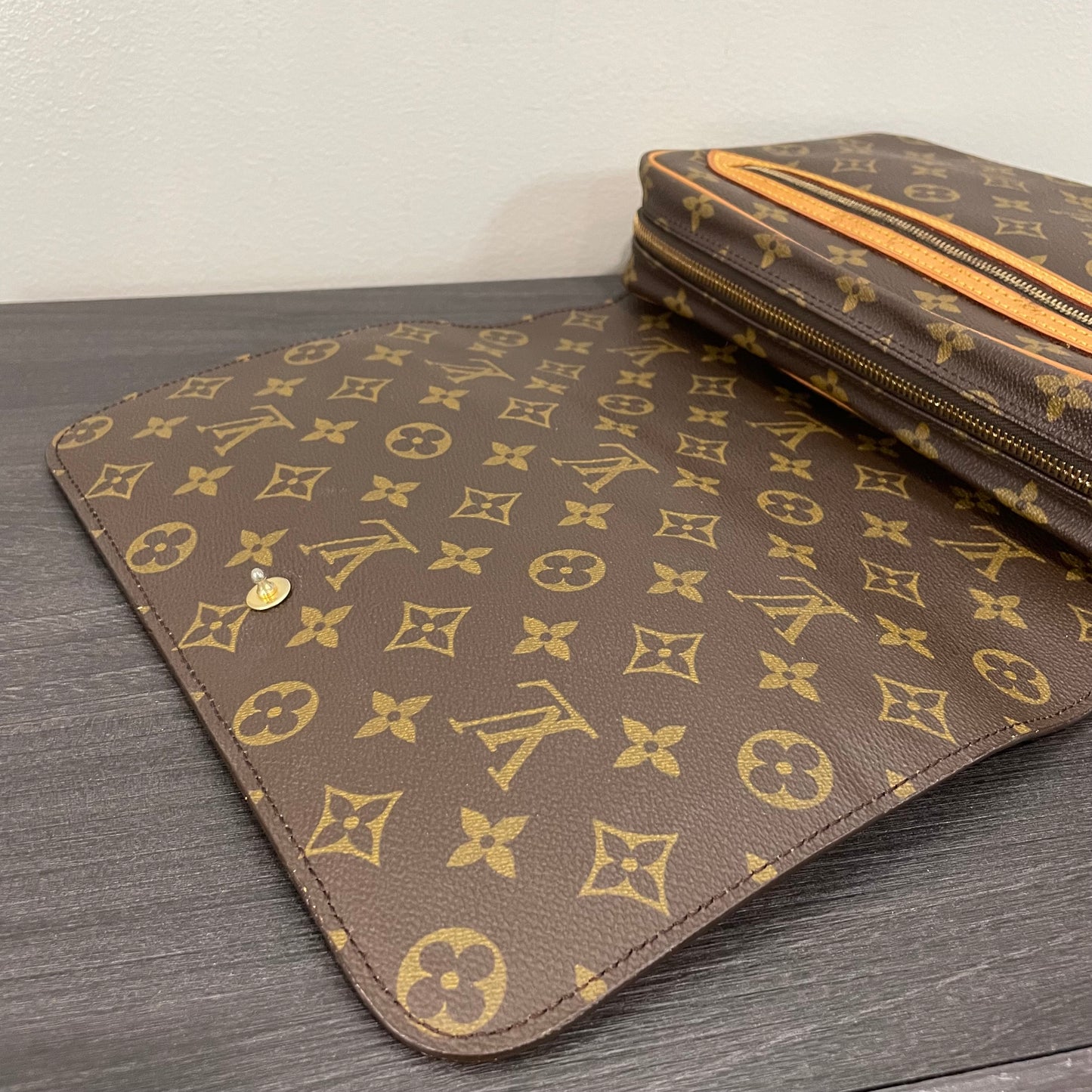 BUY NOW (50% Off for Subscribers) Louis Vuitton Monogram Saint Germain 28